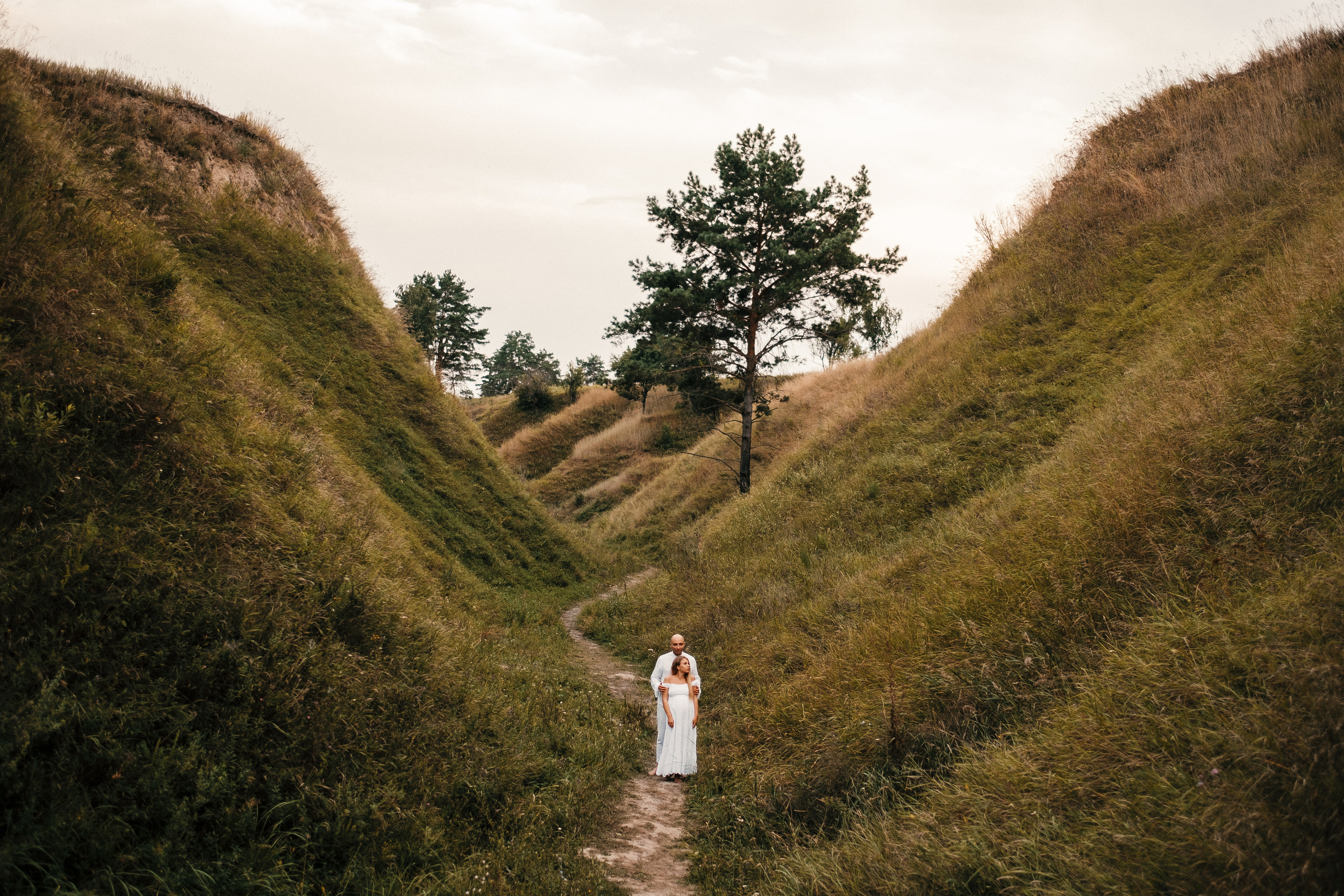 Pasha+Katya pregnancy photo shoot. Ivan Skufinsky — wedding and family photographer in Vancouver