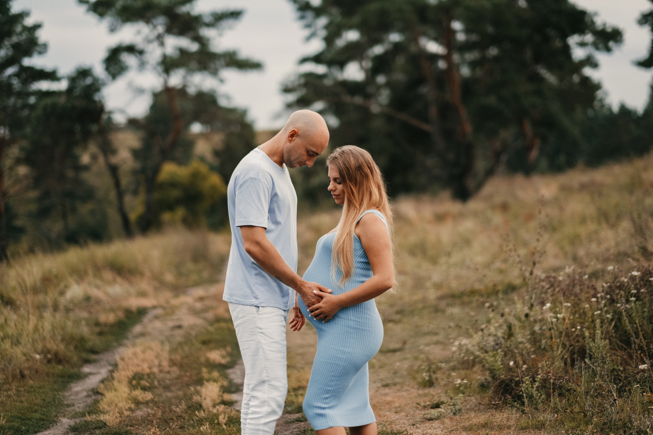 Pasha+Katya pregnancy photo shoot. Ivan Skufinsky — wedding and family photographer in Vancouver