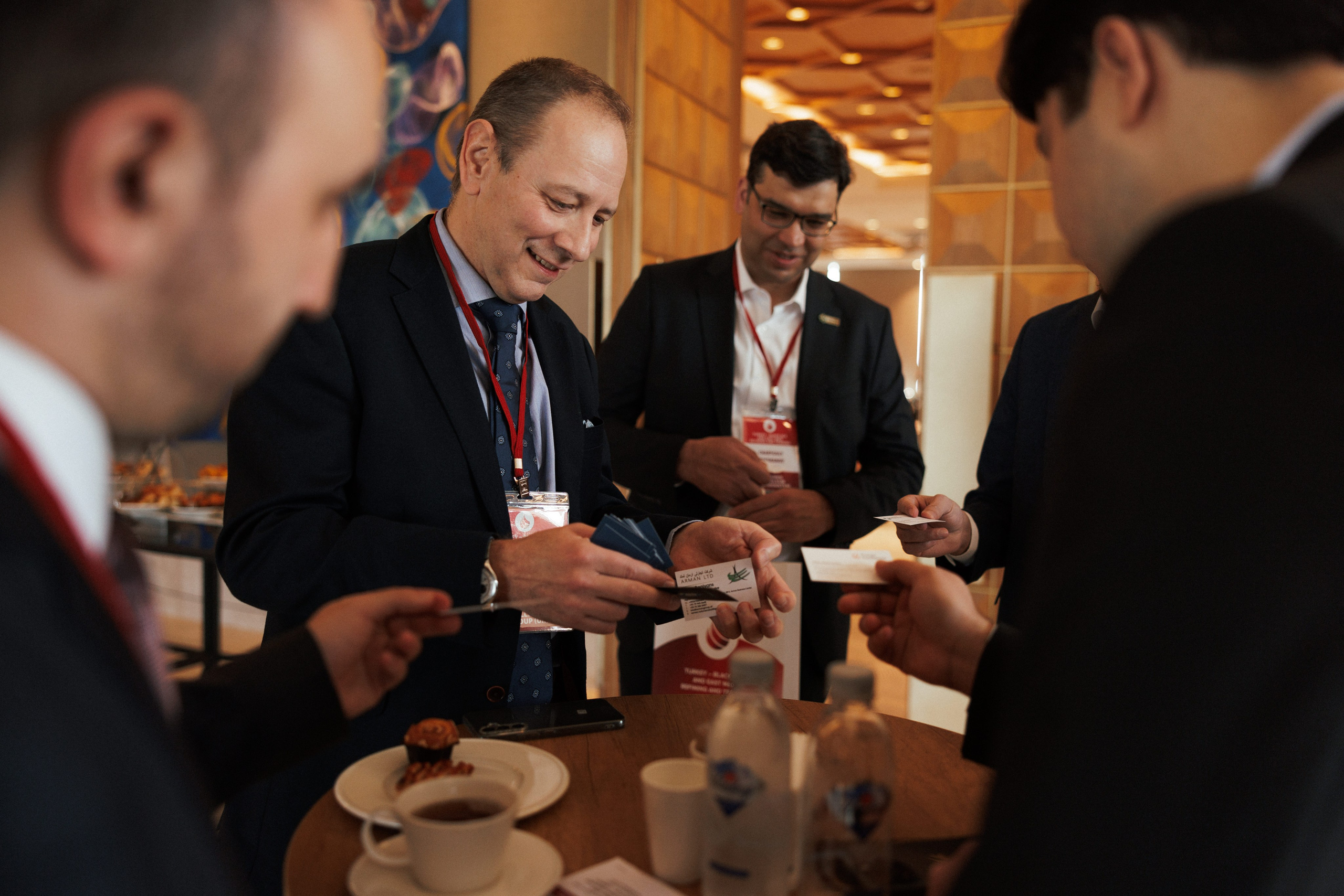 EXECUTIVE RETREAT Izmir Confidence Information Services. Ivan Skufinsky — wedding and family photographer in Vancouver