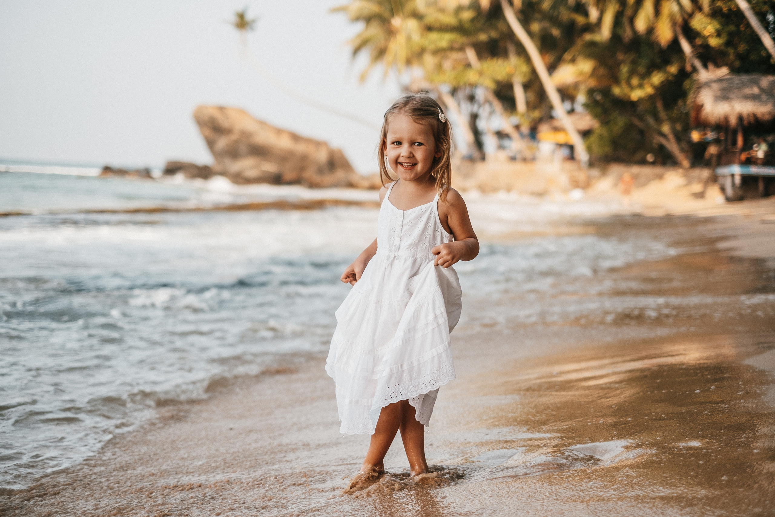 Sasha+Sasha+Liza Unavatuna. Ivan Skufinsky — wedding and family photographer in Vancouver