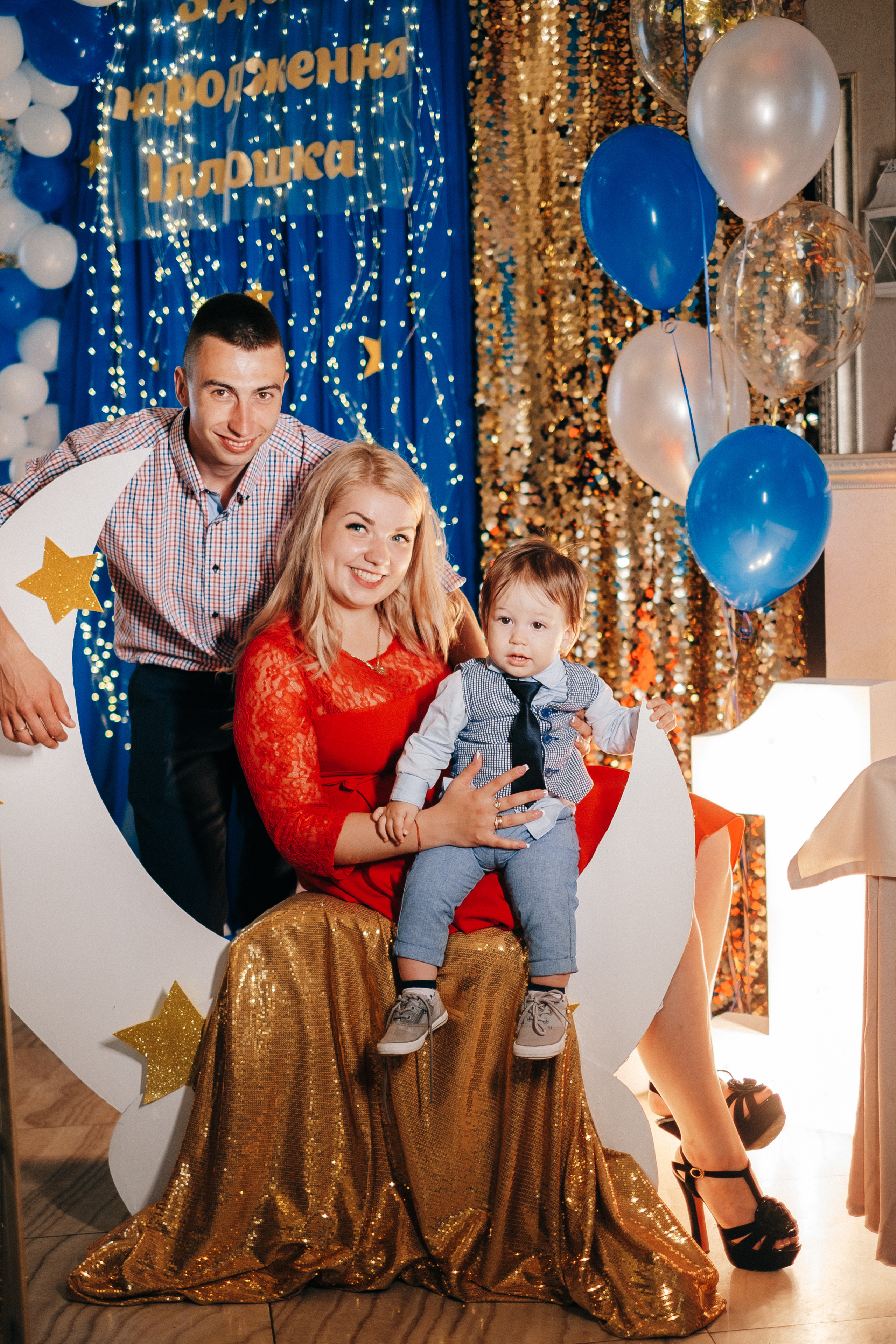 День Рождения Илюшка ресторан Лесной. Ivan Skufinsky — wedding and family photographer in Vancouver