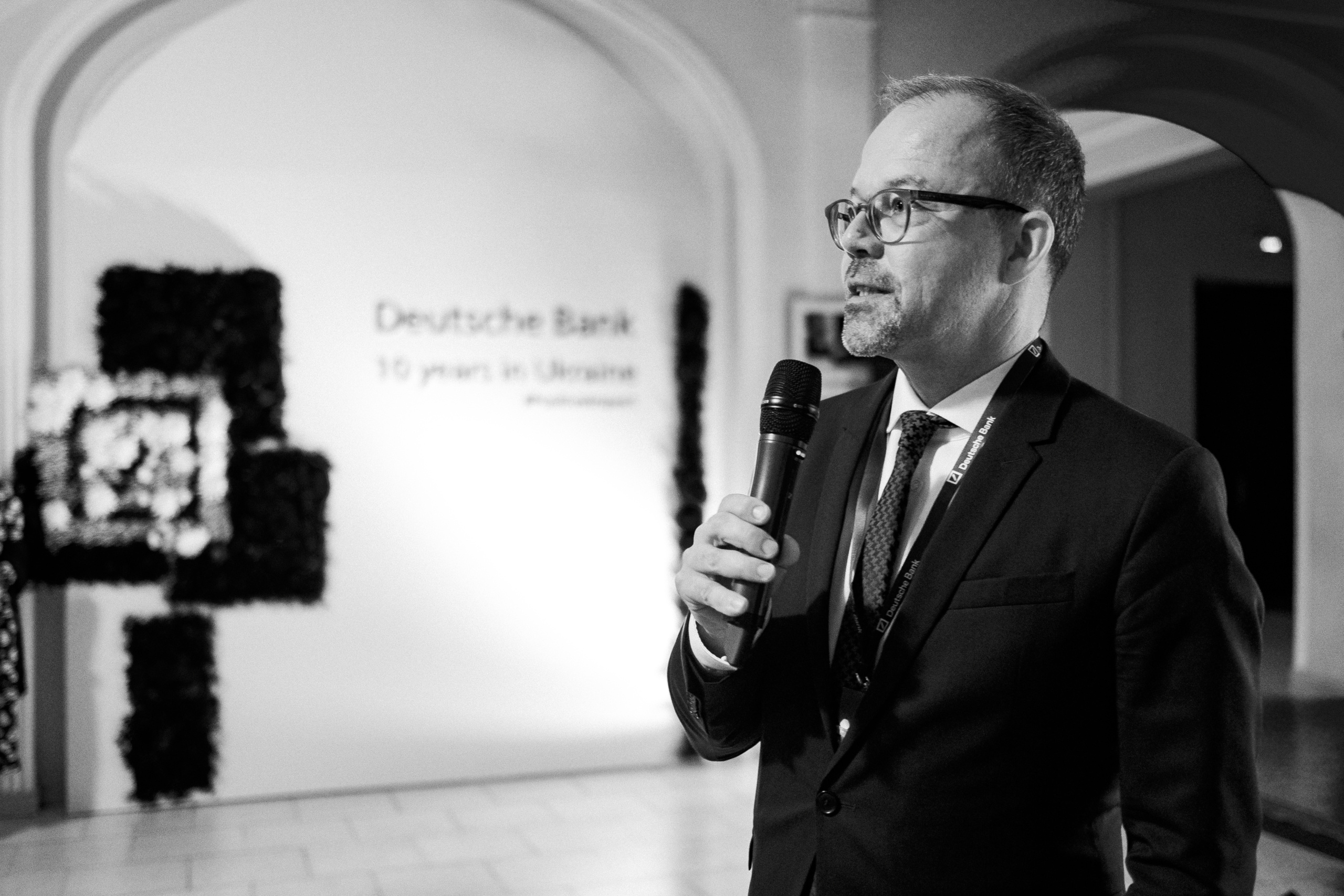 Deutsche Bank 10 years in Ukraine. Ivan Skufinsky — wedding and family photographer in Vancouver