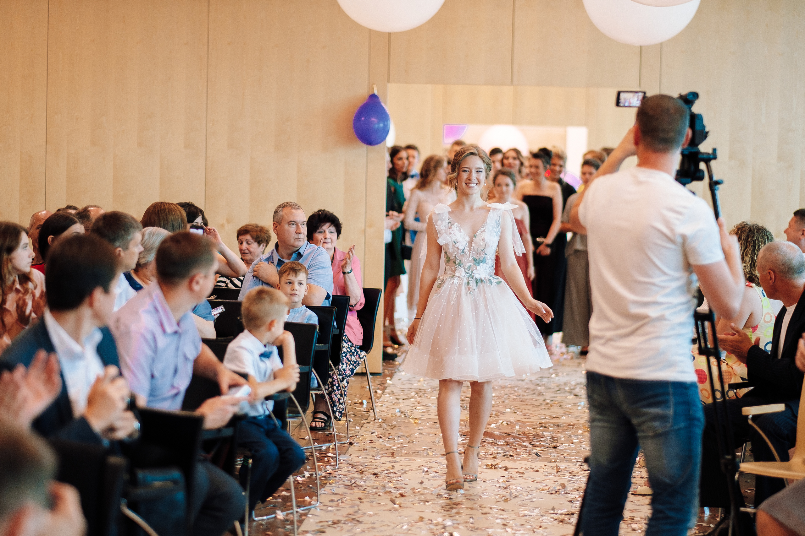 Выпускной 153 Гимназия. Ivan Skufinsky — wedding and family photographer in Vancouver