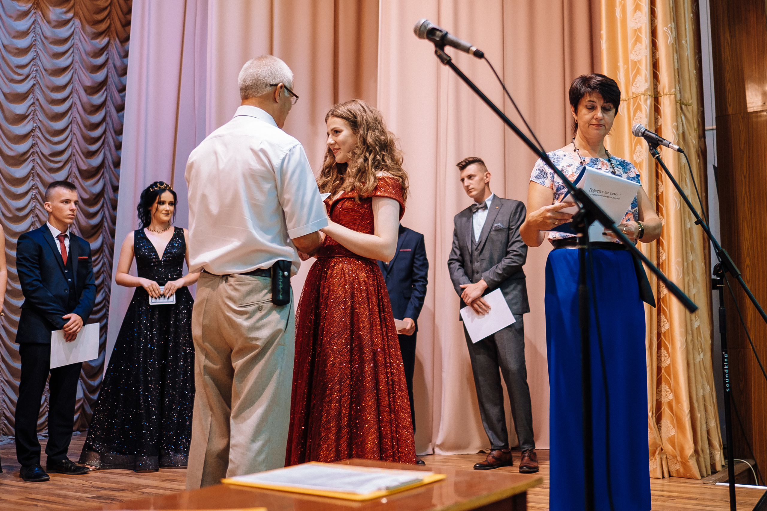 Выпускной школа номер 3. Хмельник. Ivan Skufinsky — wedding and family photographer in Vancouver