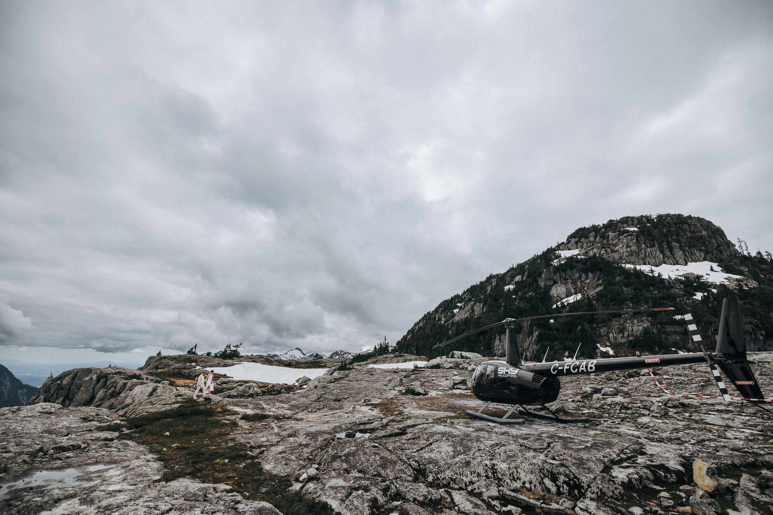 Sky-High Love: Stunning Vancouver Mountain Wedding Shoot by Helicopter. Ivan Skufinsky — wedding and family photographer in Vancouver