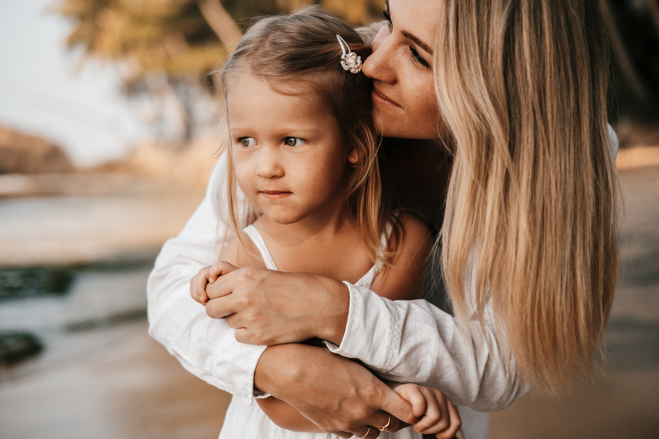 Sasha+Sasha+Liza Unavatuna. Ivan Skufinsky — wedding and family photographer in Vancouver