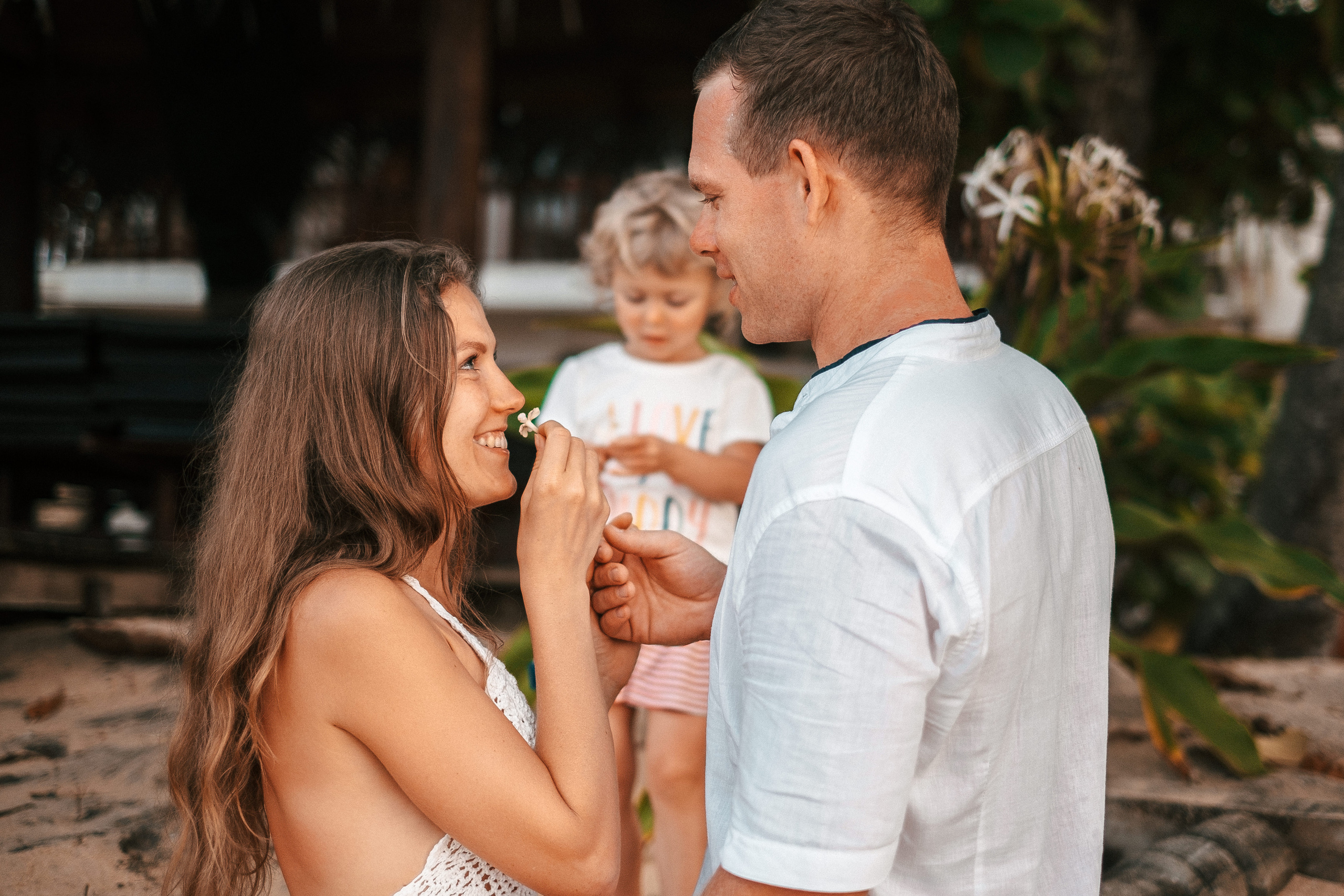 Gena+Katya+Liza Dalavella beach. Ivan Skufinsky — wedding and family photographer in Vancouver
