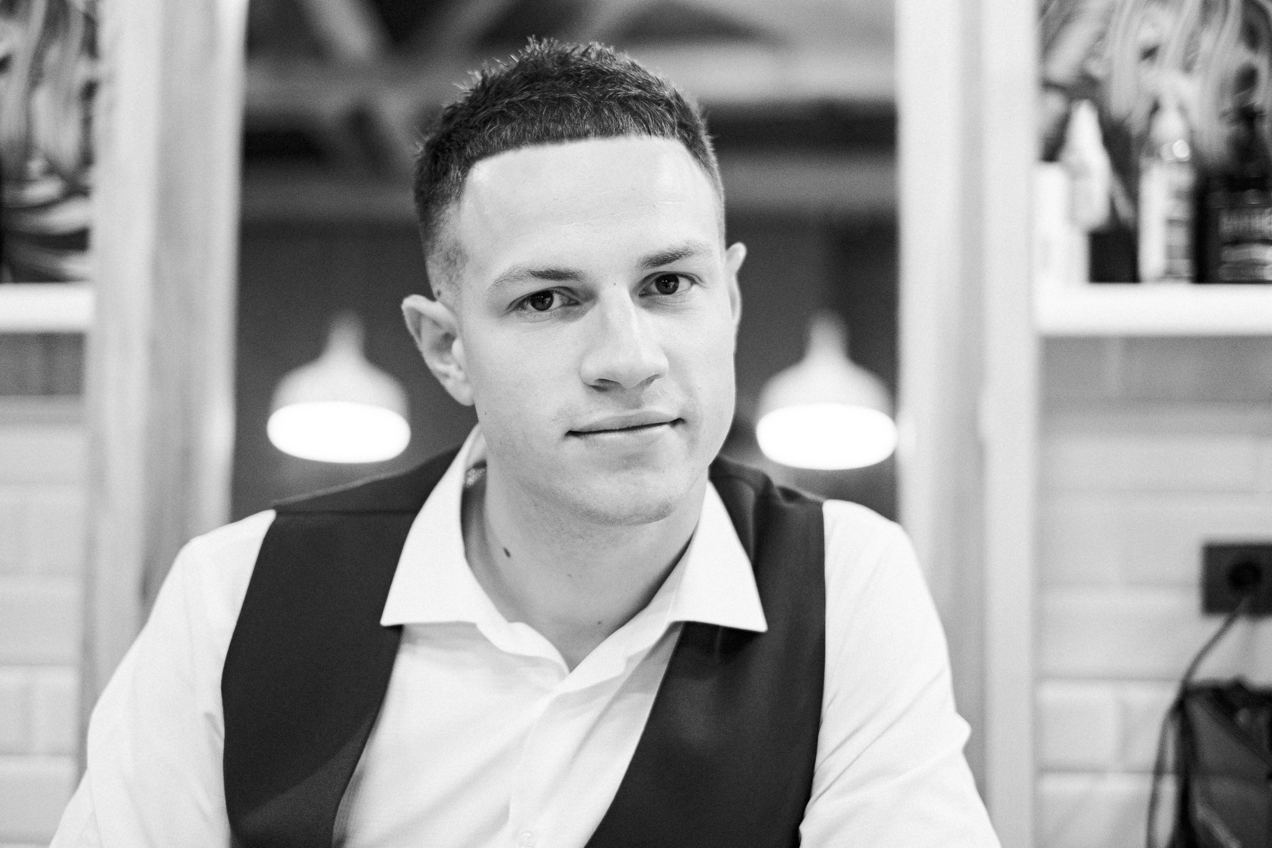 Wedding photographer in Vancouver Весільний фотограф у Ванкувері. Ivan Skufinsky — wedding and family photographer in Vancouver