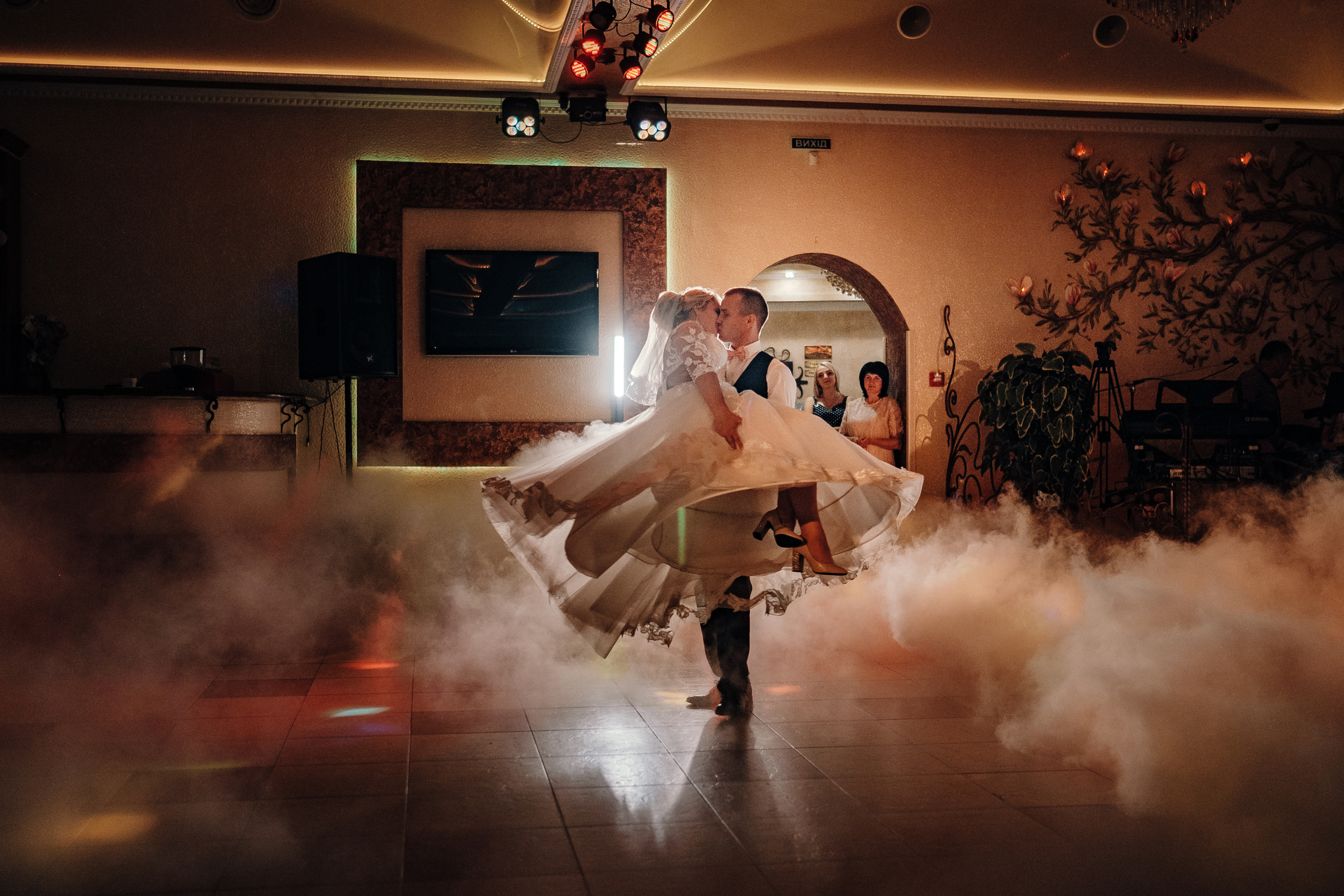 Свадебная история Влад+Яна. Ivan Skufinsky — wedding and family photographer in Vancouver