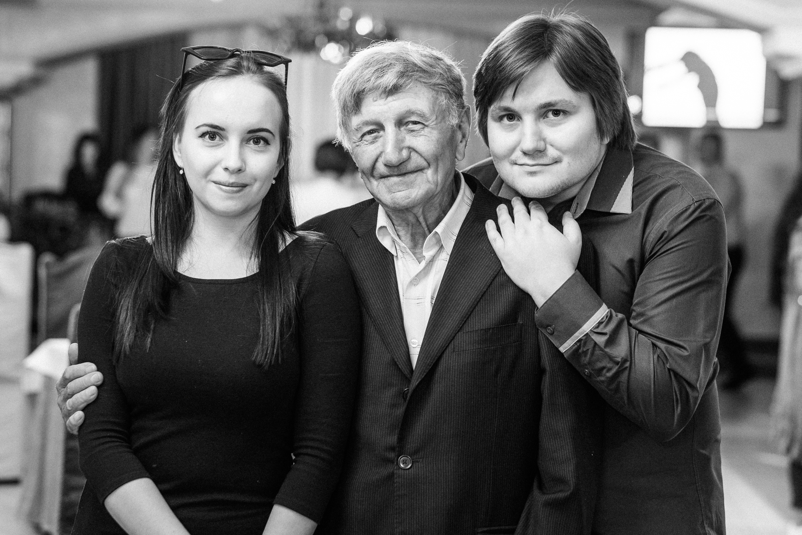 Дедушке Виктору 80. Ivan Skufinsky — wedding and family photographer in Vancouver