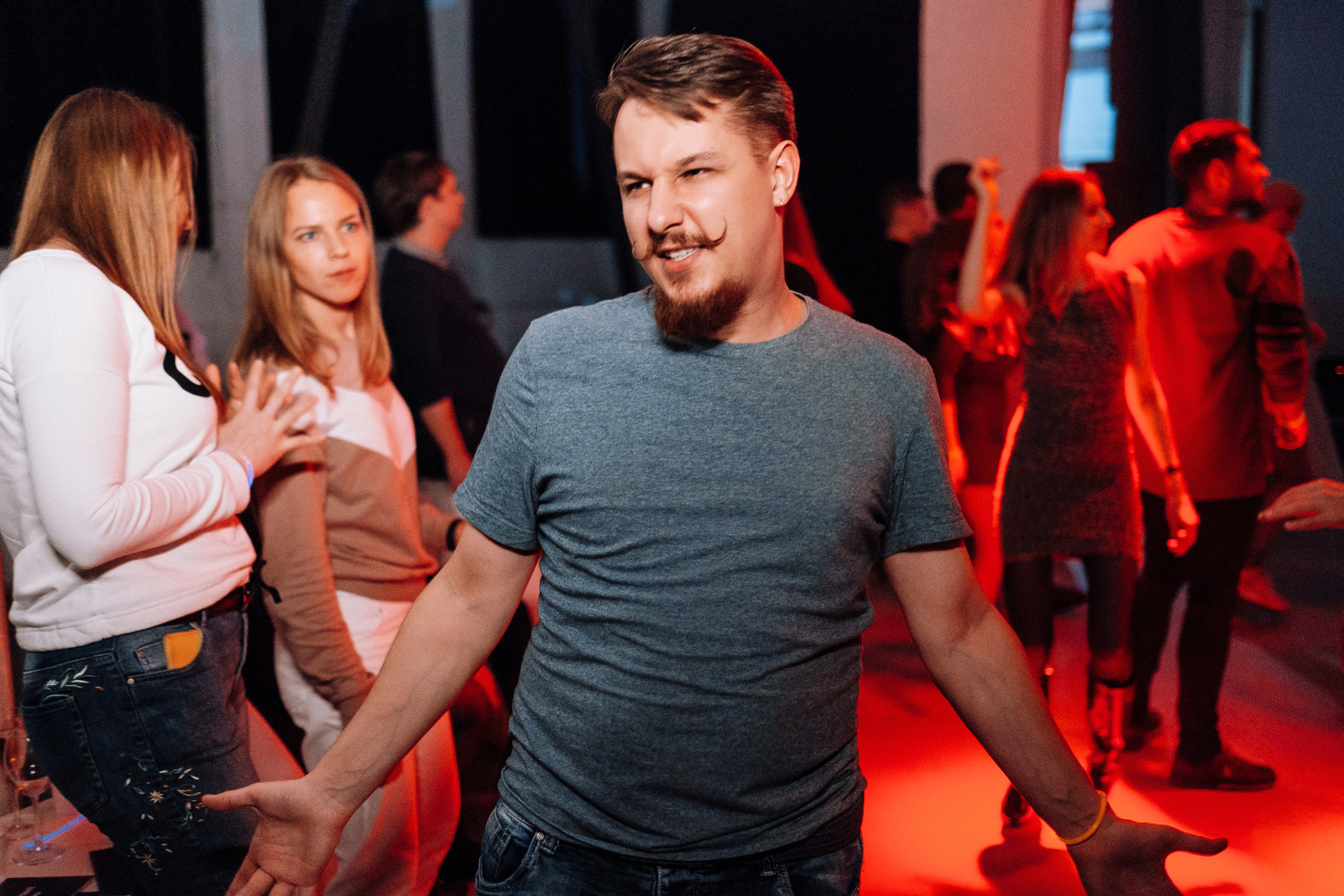 ZEO Alliance 24.10.19 party. Ivan Skufinsky — wedding and family photographer in Vancouver