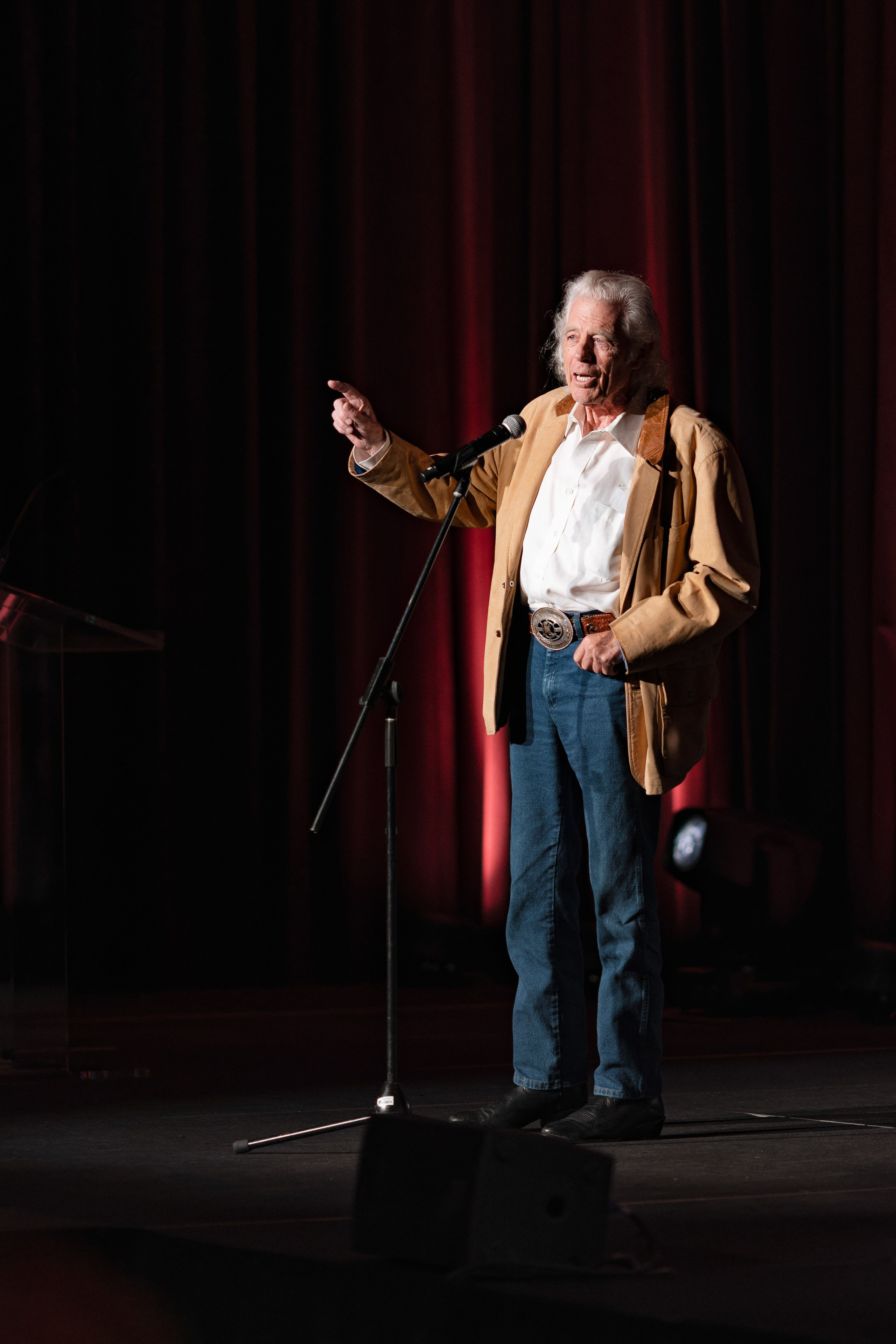 Event photographer in Vancouver Burnaby BC. Ivan Skufinsky — wedding and family photographer in Vancouver