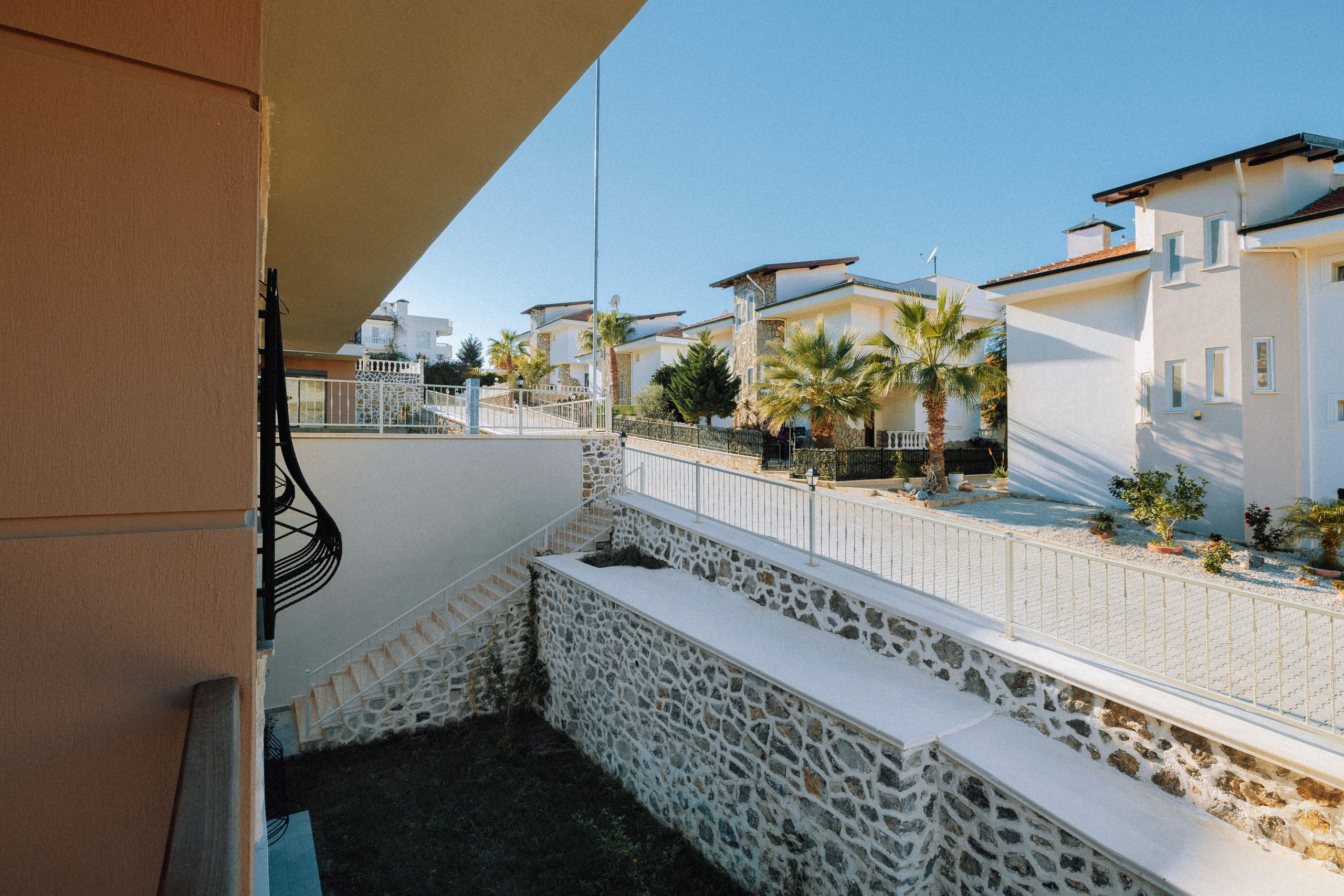 Real estate photographer in Vancouver Burnaby Richmond. Ivan Skufinsky — wedding and family photographer in Vancouver