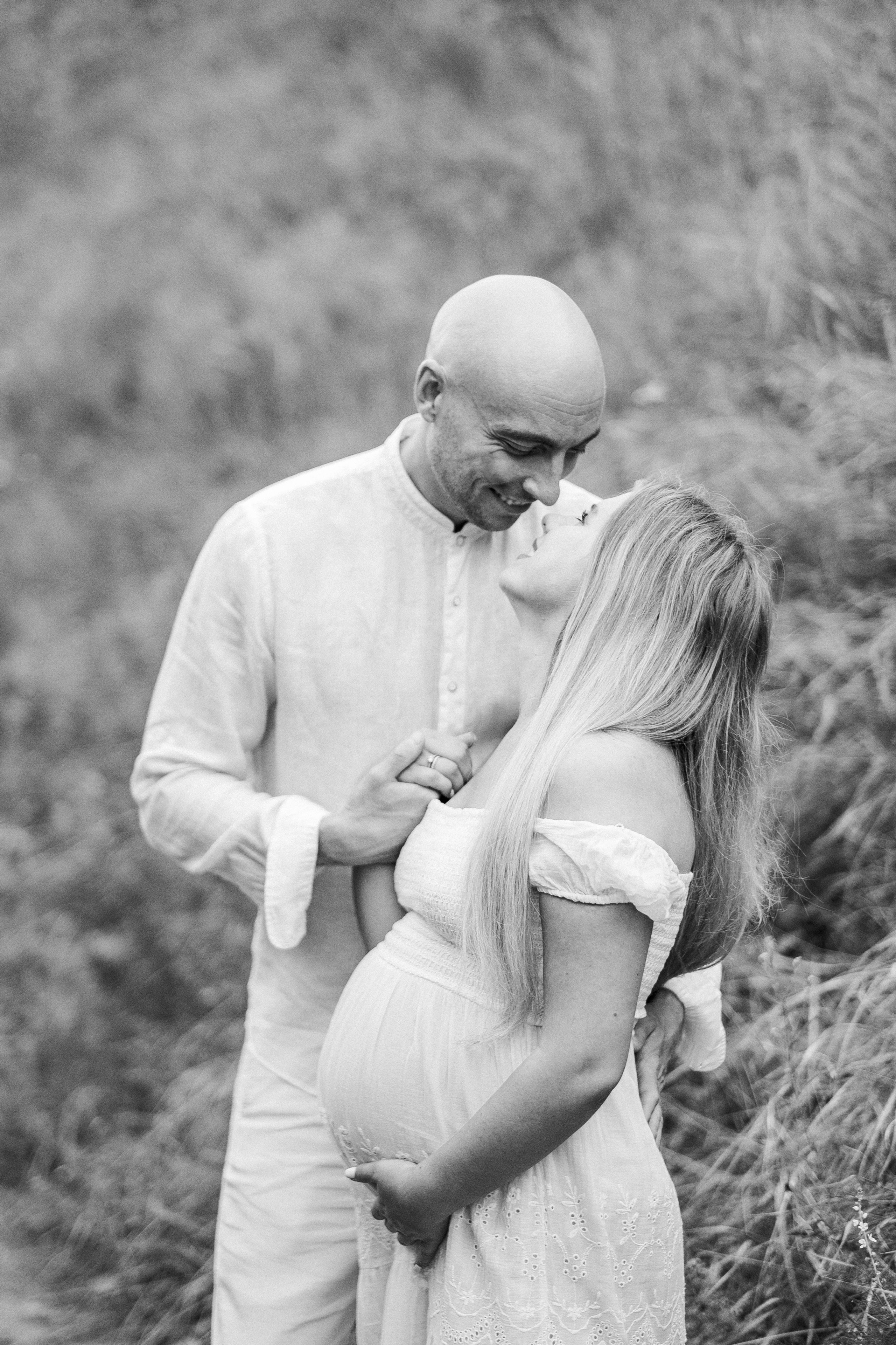 Pasha+Katya pregnancy photo shoot. Ivan Skufinsky — wedding and family photographer in Vancouver