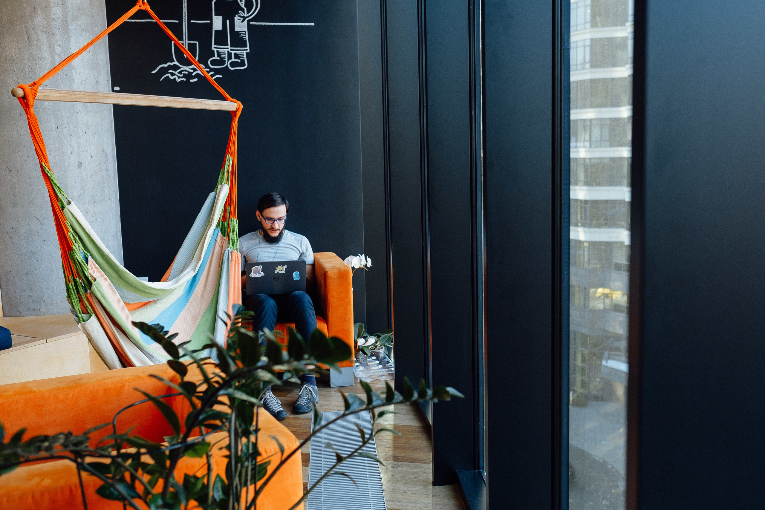 Фотоэкскурсия в компанию OLX. Ivan Skufinsky — wedding and family photographer in Vancouver