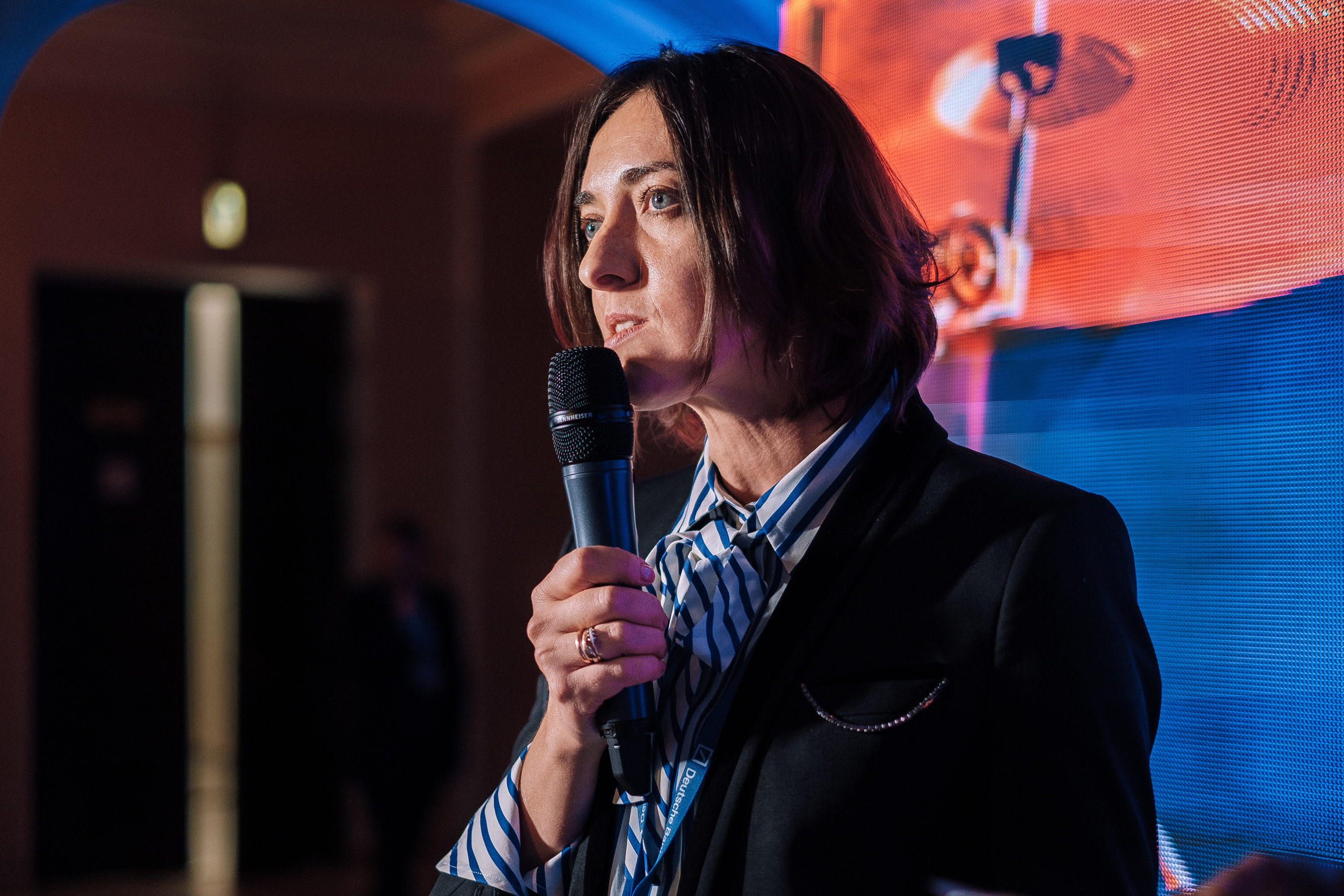 Deutsche Bank 10 years in Ukraine. Ivan Skufinsky — wedding and family photographer in Vancouver