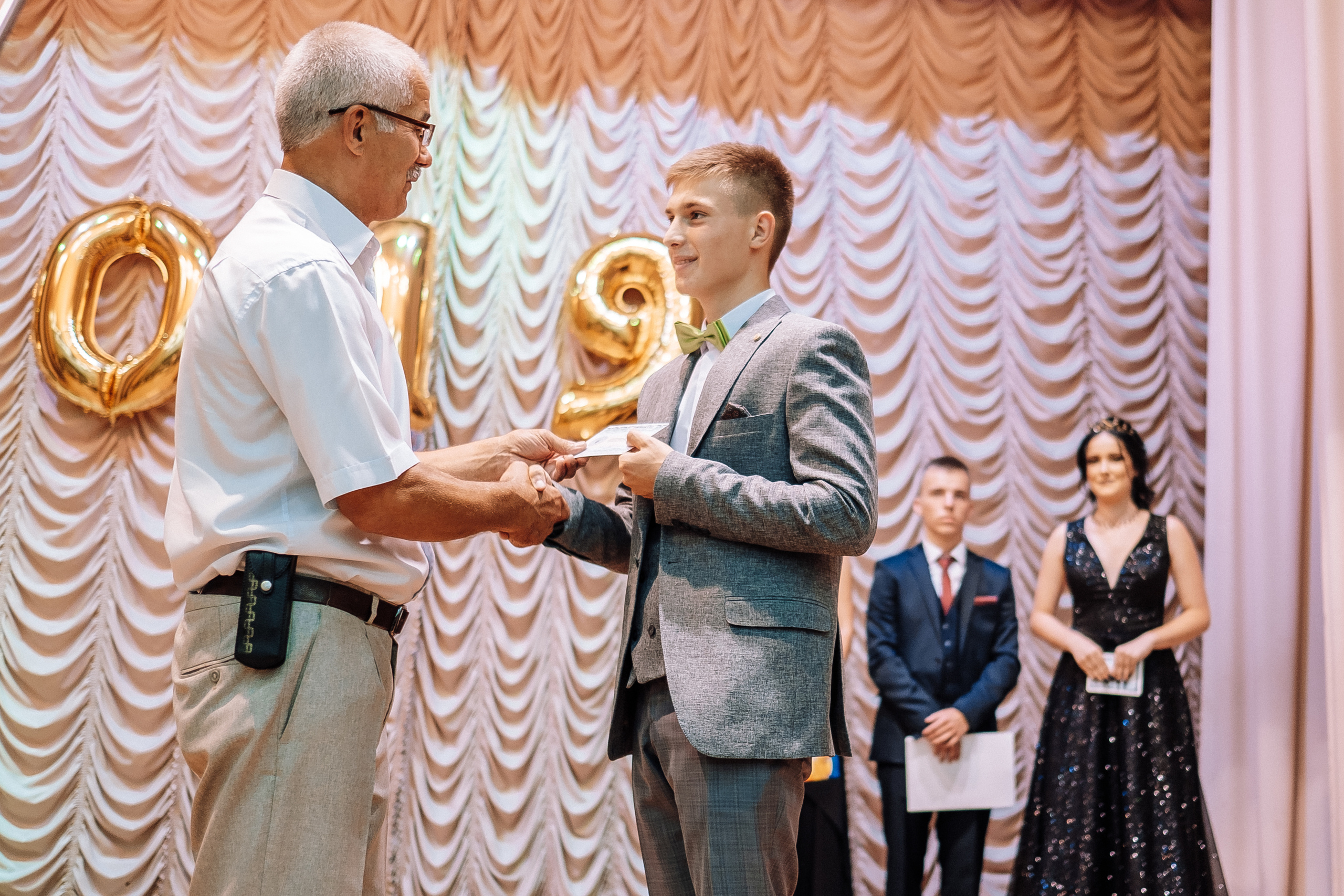 Выпускной школа номер 3. Хмельник. Ivan Skufinsky — wedding and family photographer in Vancouver