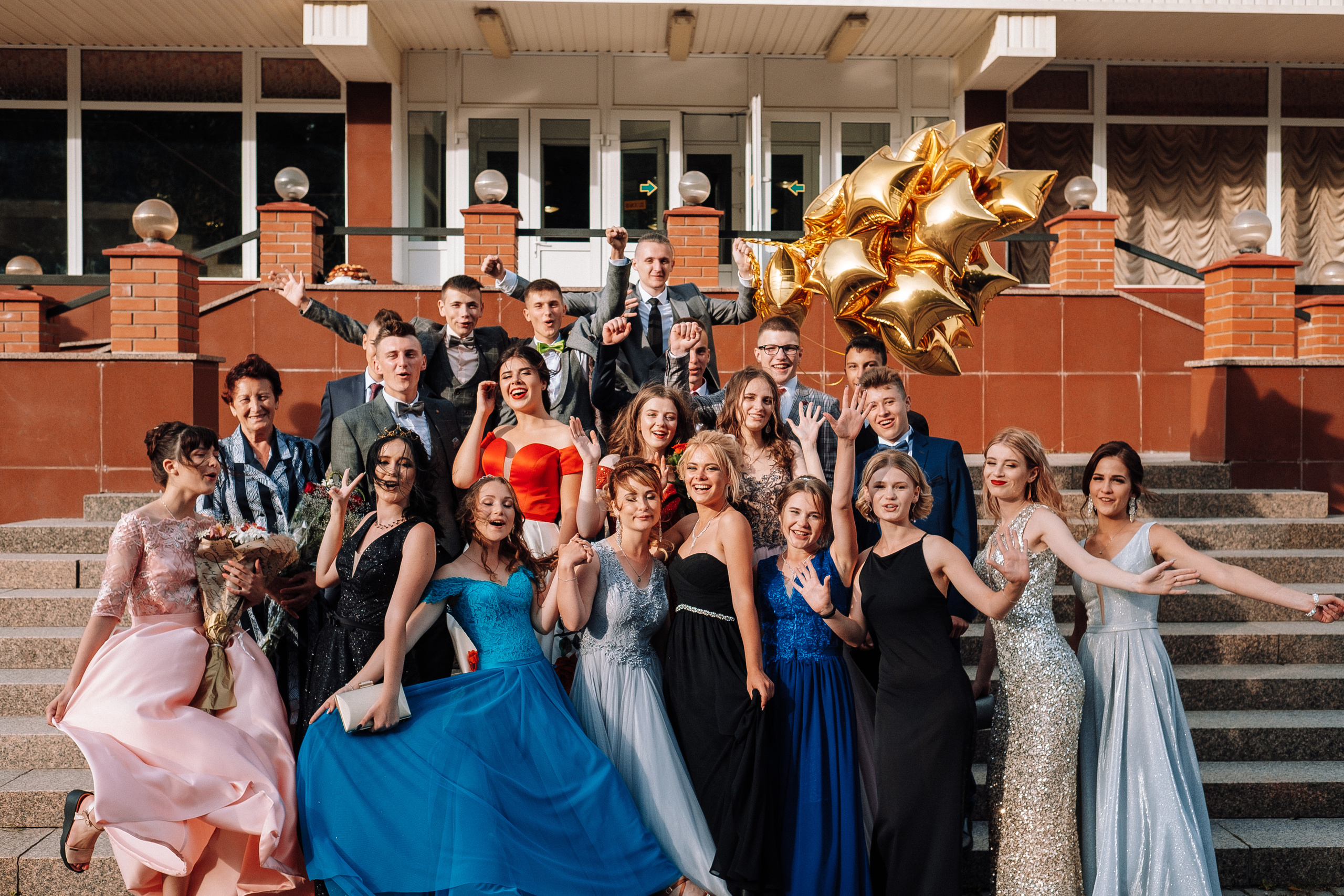 Выпускной школа номер 3. Хмельник. Ivan Skufinsky — wedding and family photographer in Vancouver