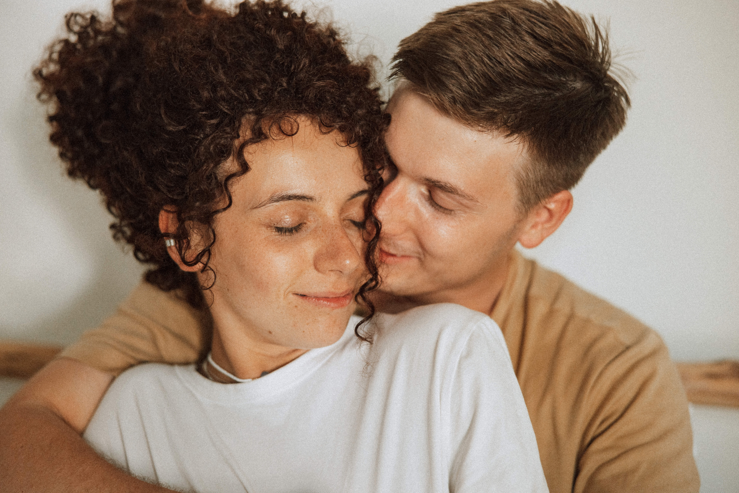 Couples love story photographer photo shoot Vancouver Burnaby Richmond. Ivan Skufinsky — wedding and family photographer in Vancouver