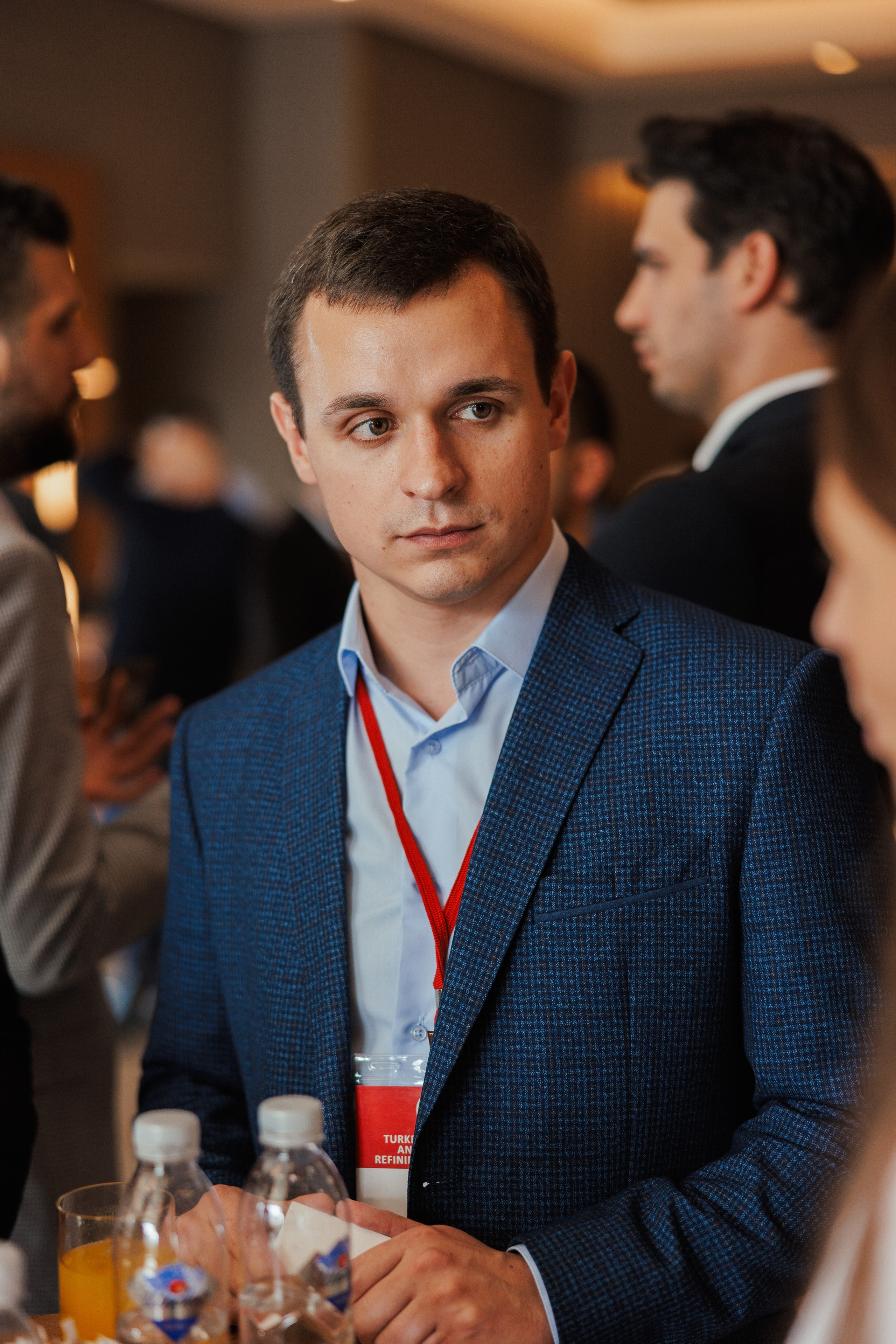 EXECUTIVE RETREAT Izmir Confidence Information Services. Ivan Skufinsky — wedding and family photographer in Vancouver