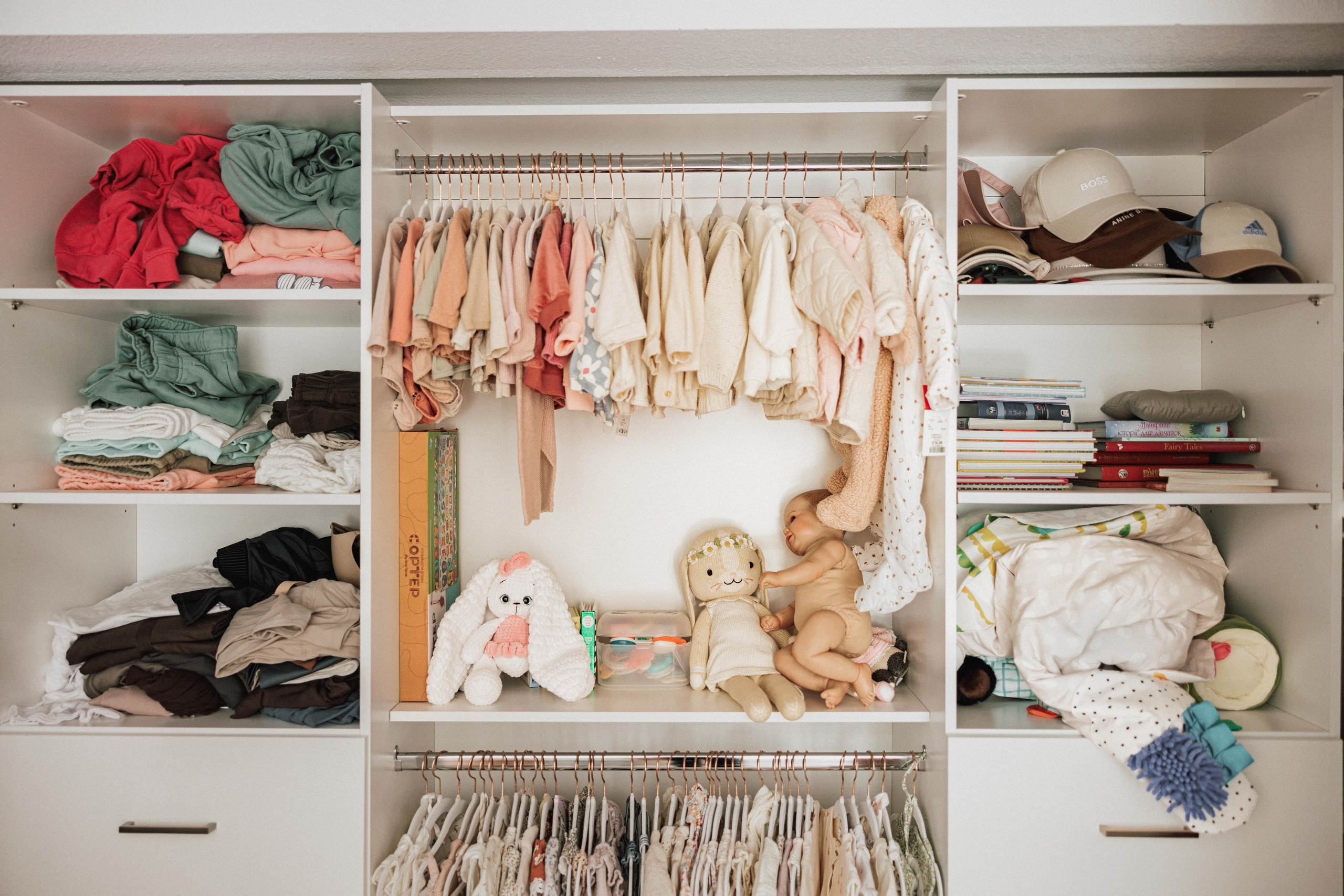 Family Home Story. Ivan Skufinsky — wedding and family photographer in Vancouver