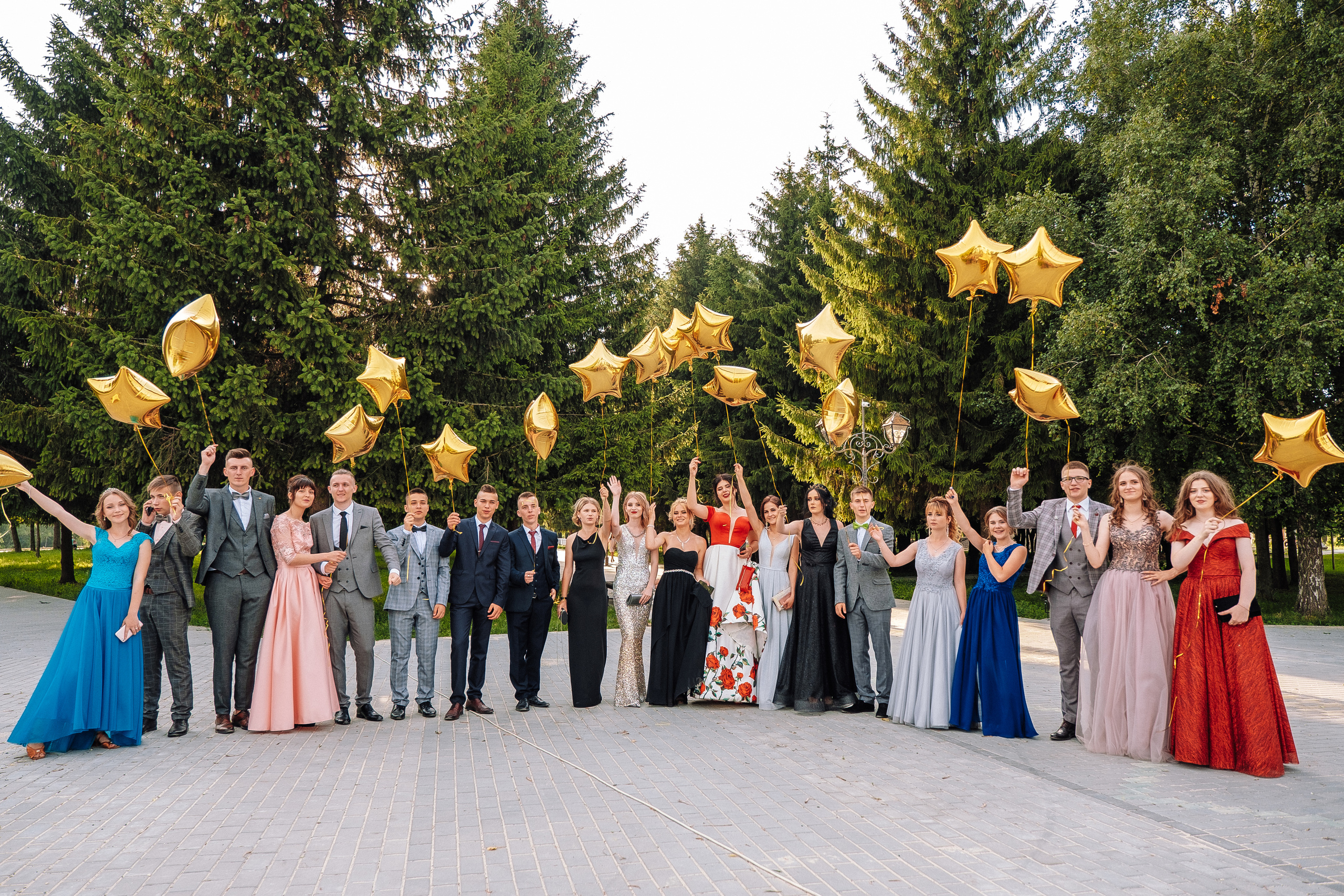 Выпускной школа номер 3. Хмельник. Ivan Skufinsky — wedding and family photographer in Vancouver