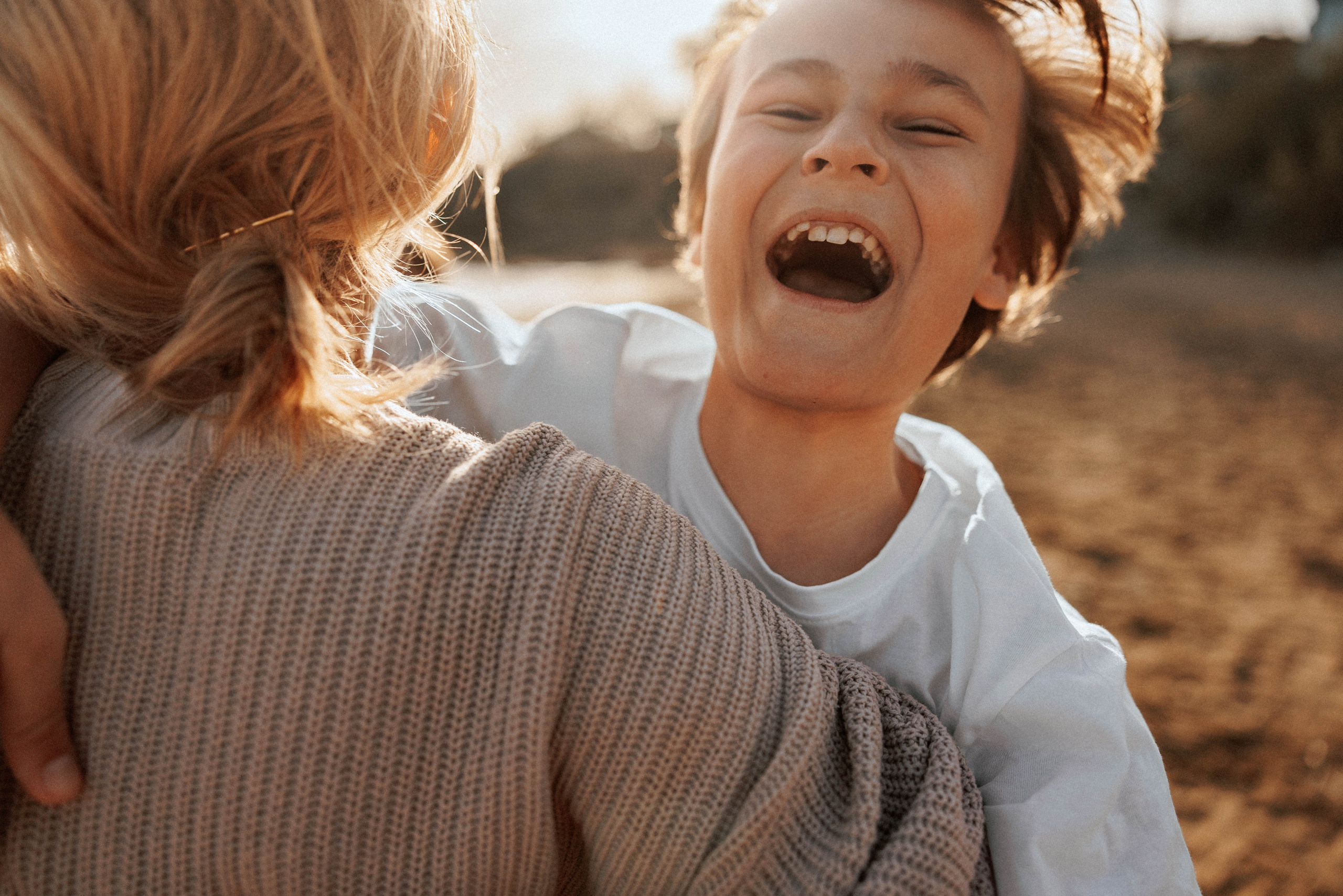 Family photo session on the beach in Vancouver BC Сanada. Twins. Ivan Skufinsky — wedding and family photographer in Vancouver