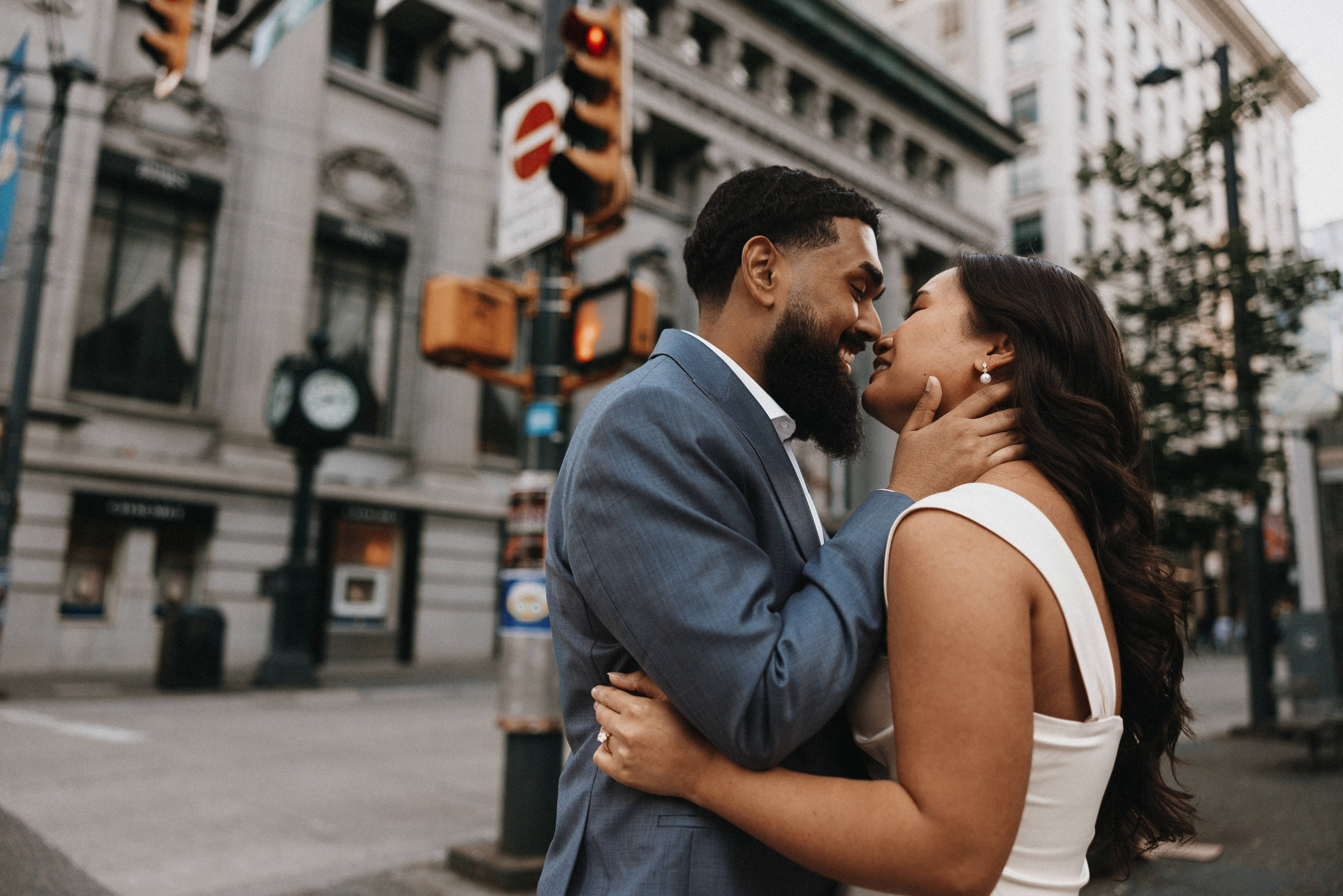 Engagement photographer vancouver. Ivan Skufinsky — wedding and family photographer in Vancouver