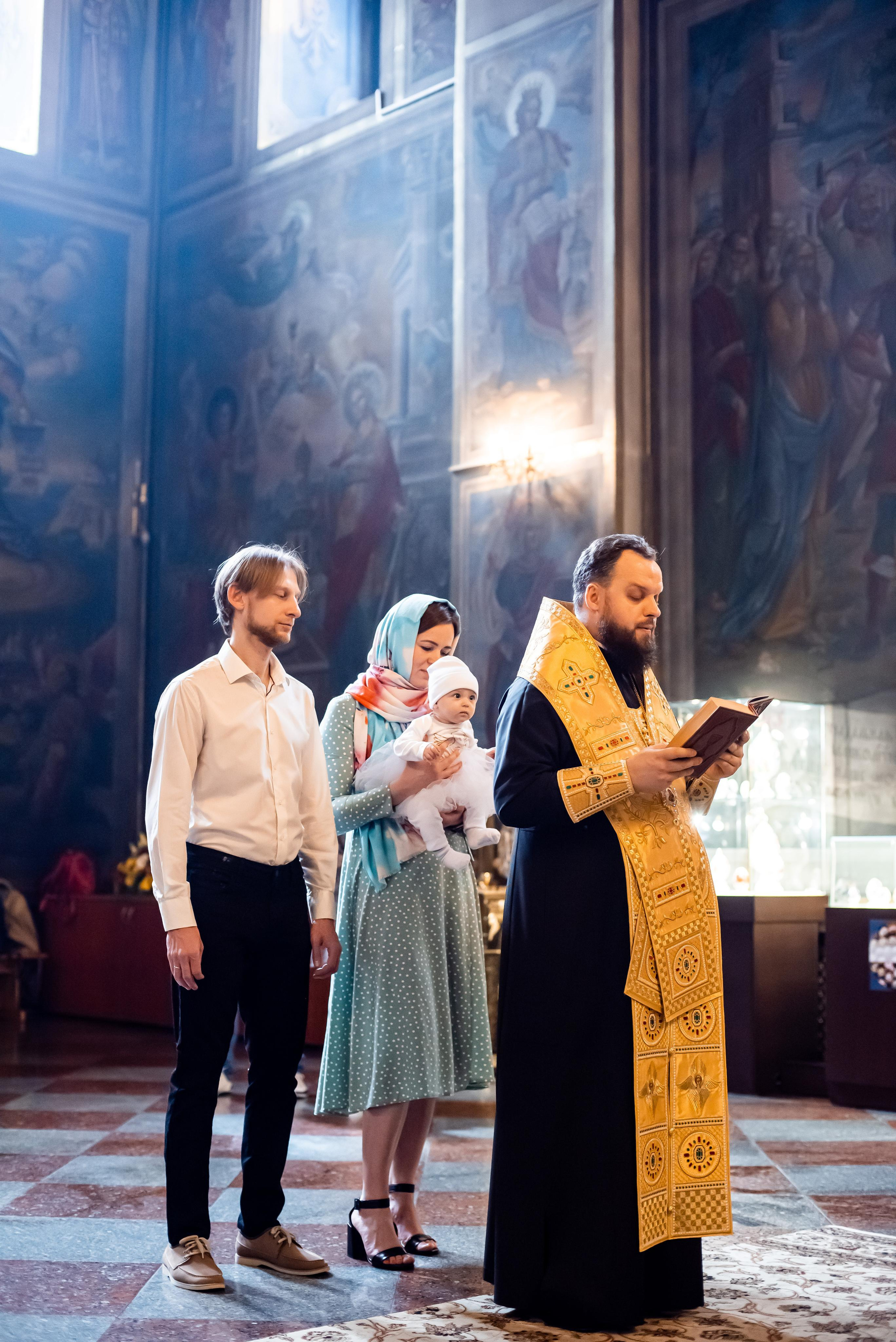 Крестины маленькой принцессы Миланы. Wedding, family and individual photographer Drapak Mikhail, England