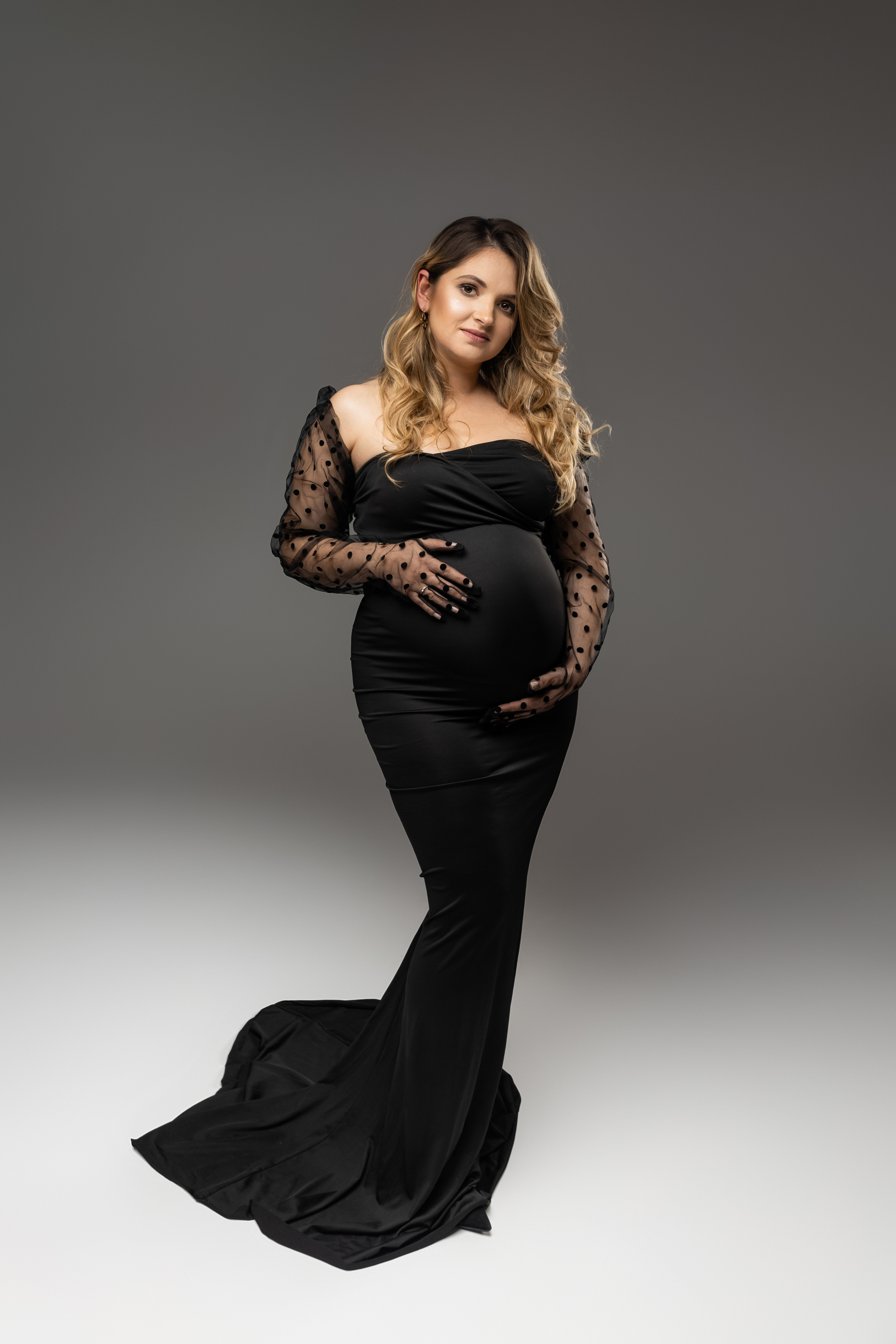 Фотосессия беременности Милены Варшава. Стильний Фотограф Роксана Київ Варшава| Вагітність, жіночий портрет