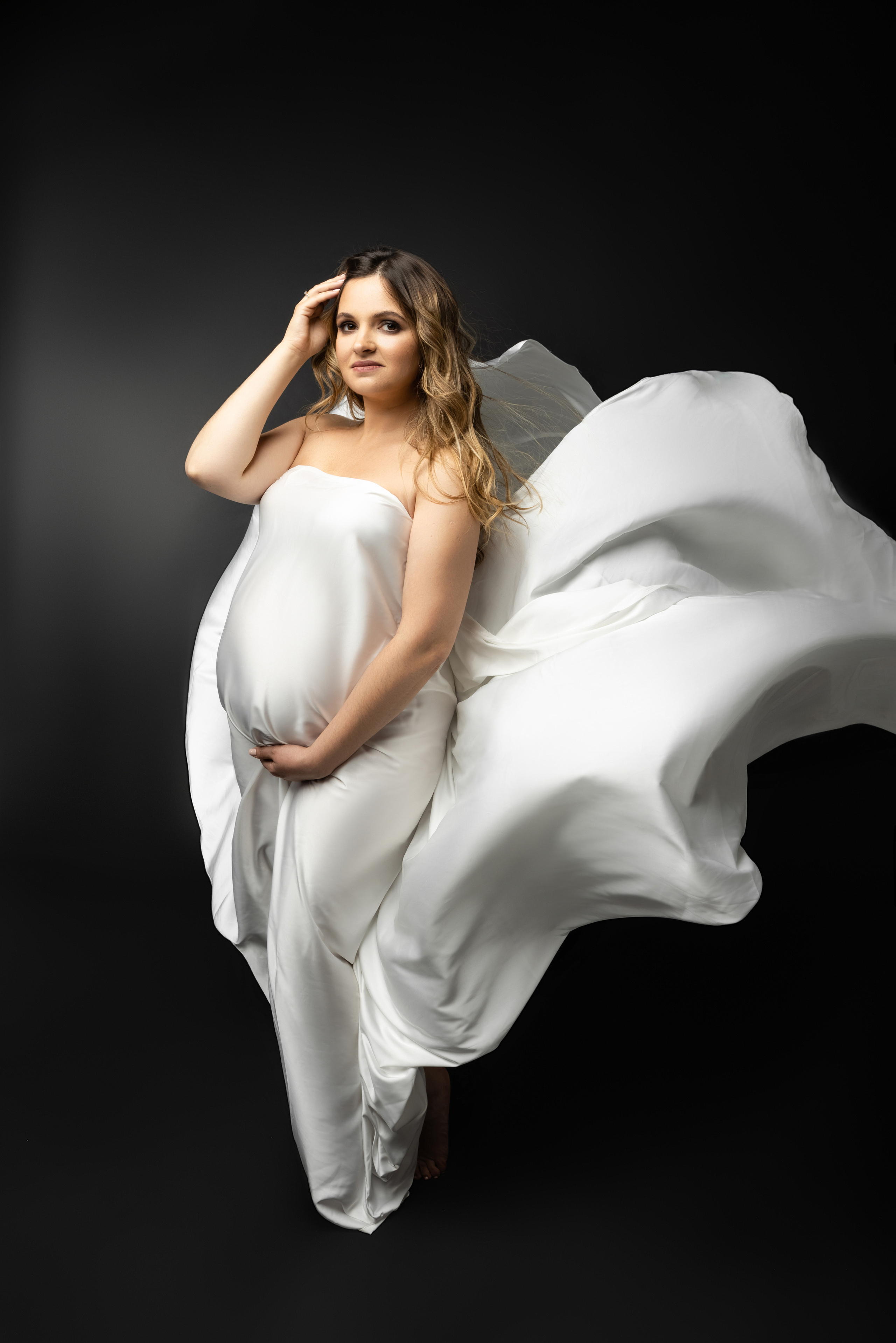 Фотосессия беременности Милены Варшава. Стильний Фотограф Роксана Київ Варшава| Вагітність, жіночий портрет