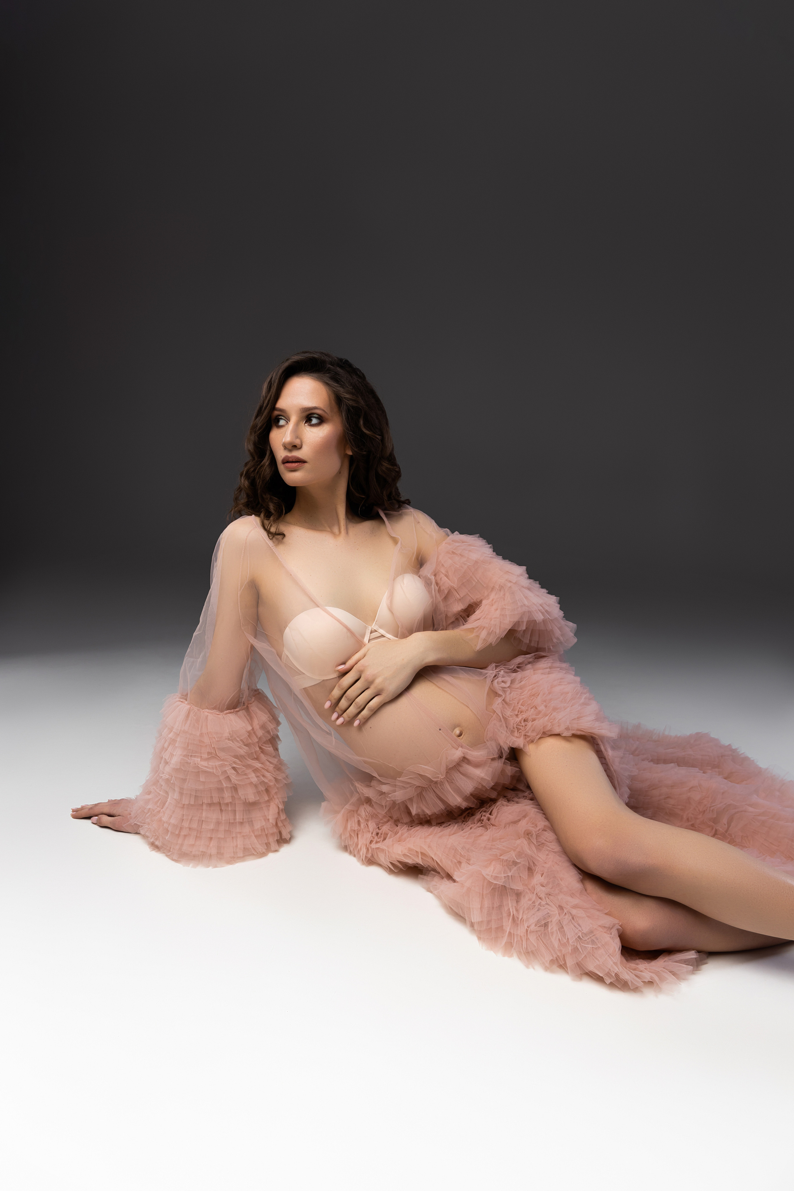 Фотосесія вагітності Марини. Стильний Фотограф Роксана Київ Варшава| Вагітність, жіночий портрет