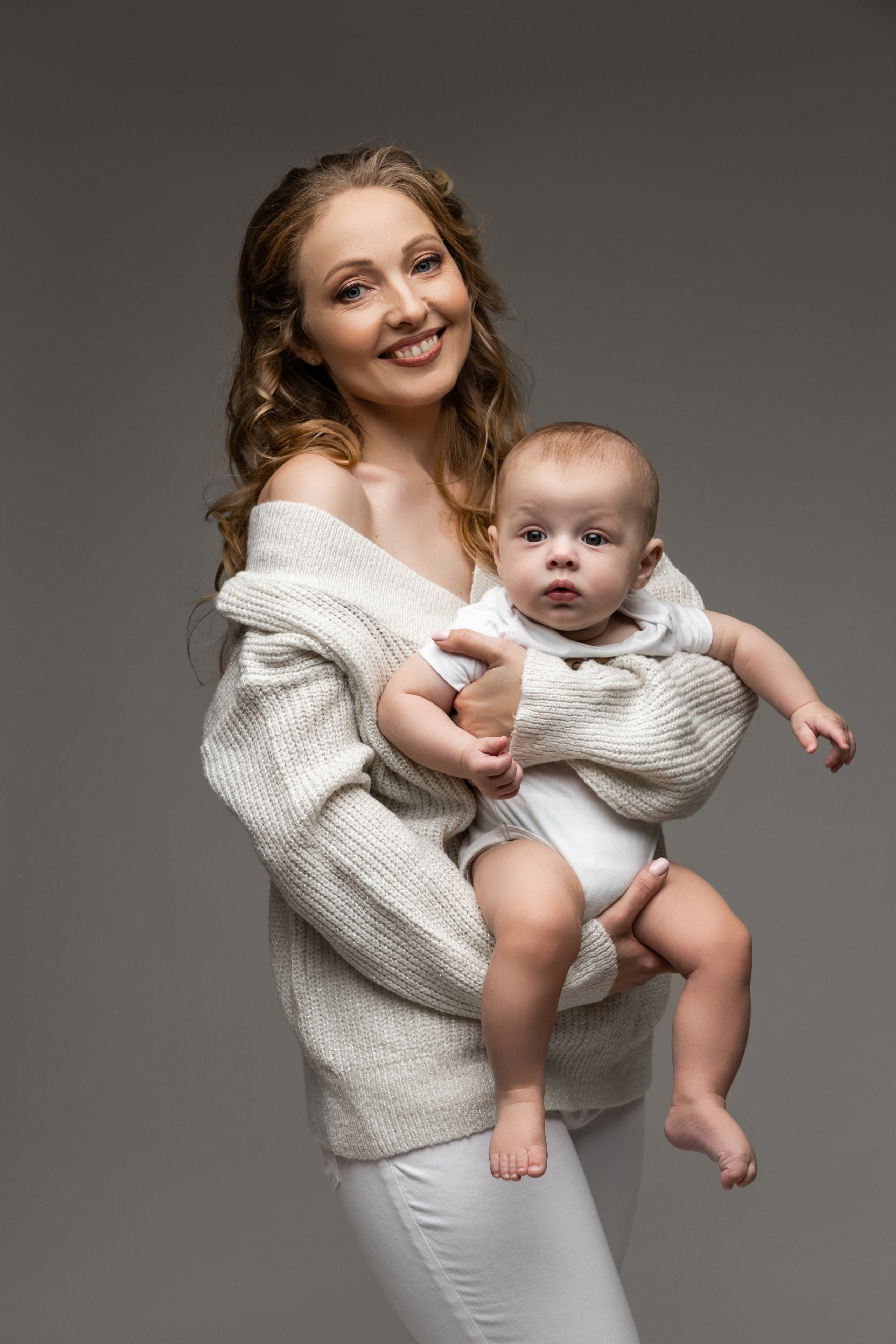 Анонсы портфолио. Стильний Фотограф Роксана Київ Варшава| Вагітність, жіночий портрет