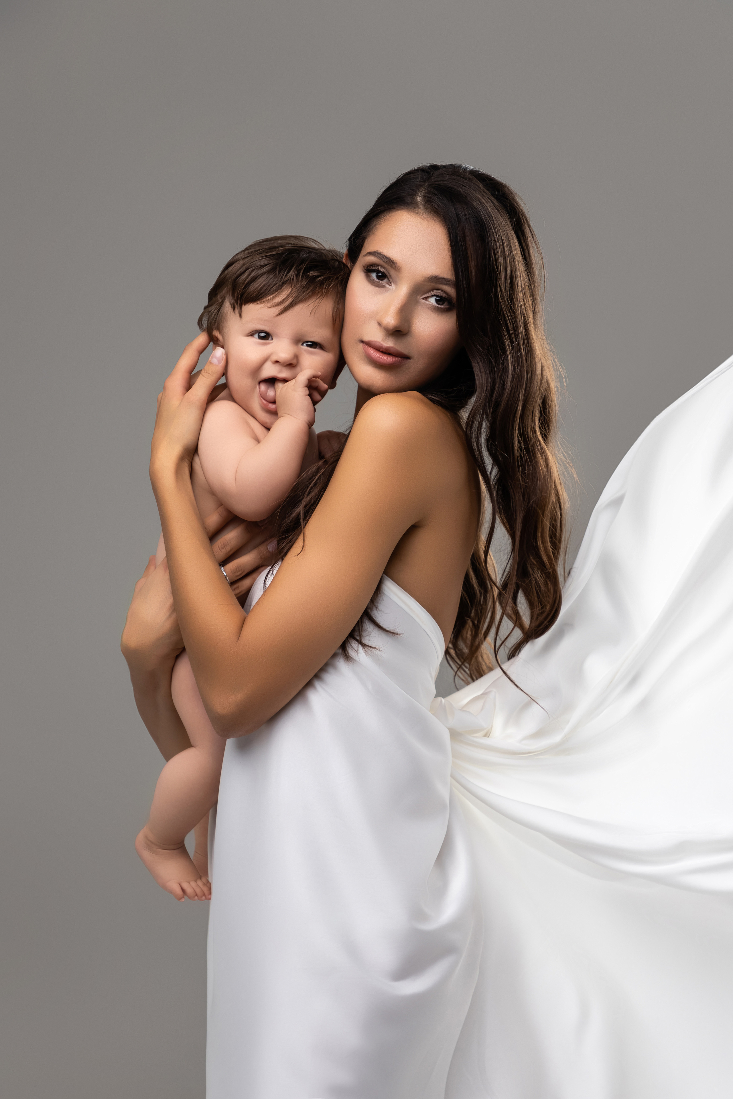 Фотосессия — Мама Карина и малыш. Стильний Фотограф Роксана Київ Варшава| Вагітність, жіночий портрет