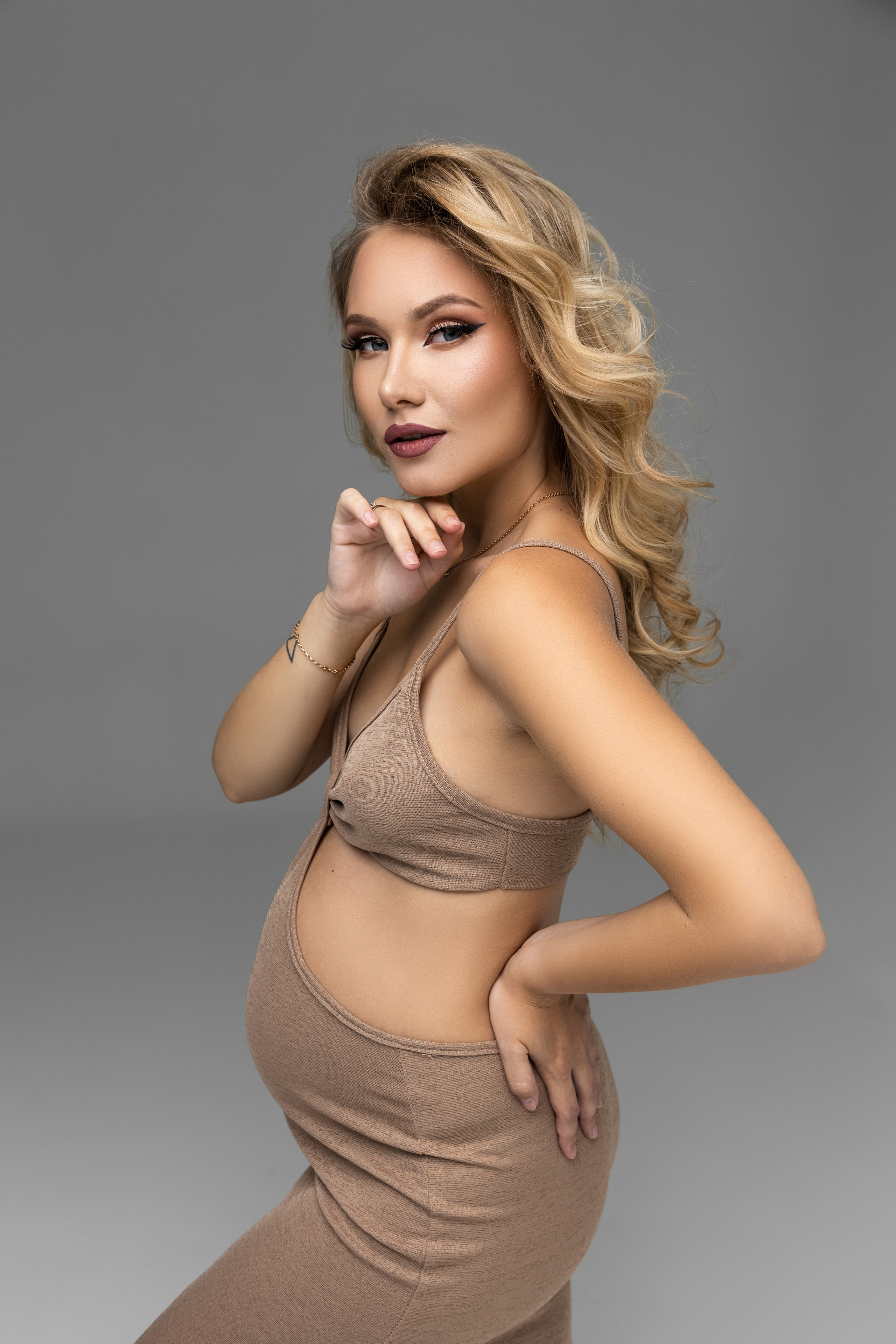 Фотосесія вагітності. Стильний Фотограф Роксана Київ Варшава| Вагітність, жіночий портрет