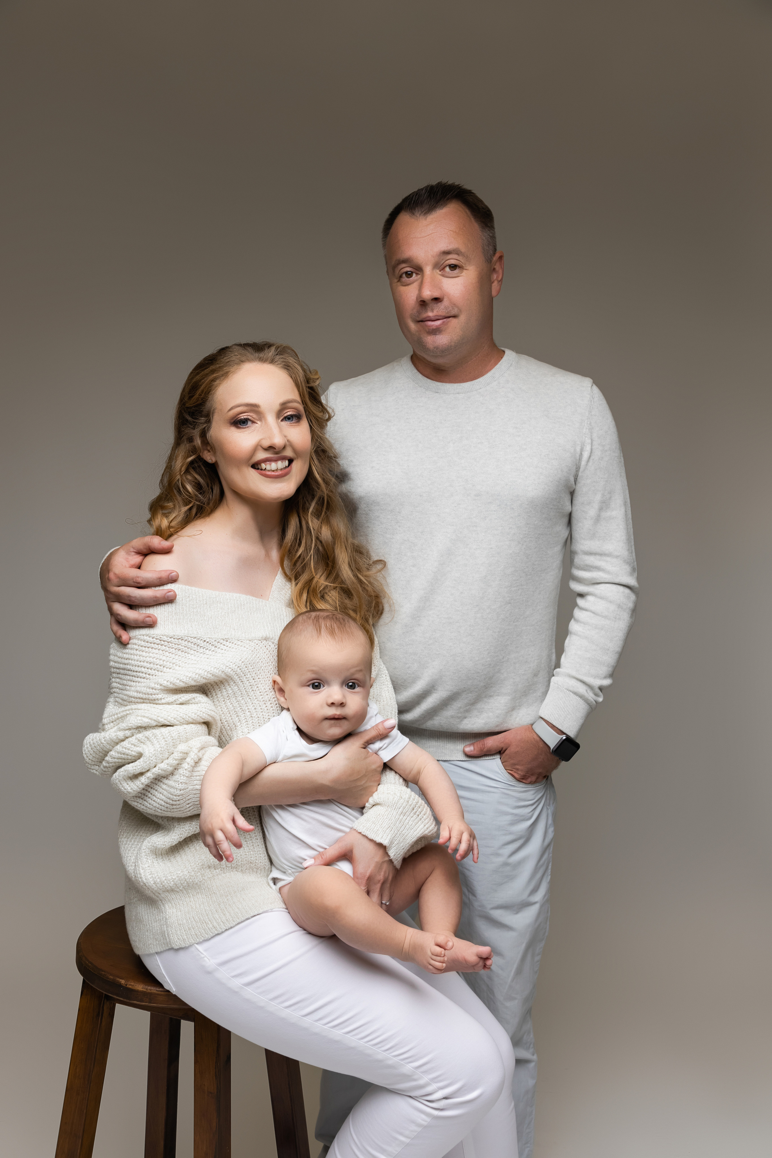 Семейная фотосессия в стиле минимализм Евгении. Стильний Фотограф Роксана Київ Варшава| Вагітність, жіночий портрет