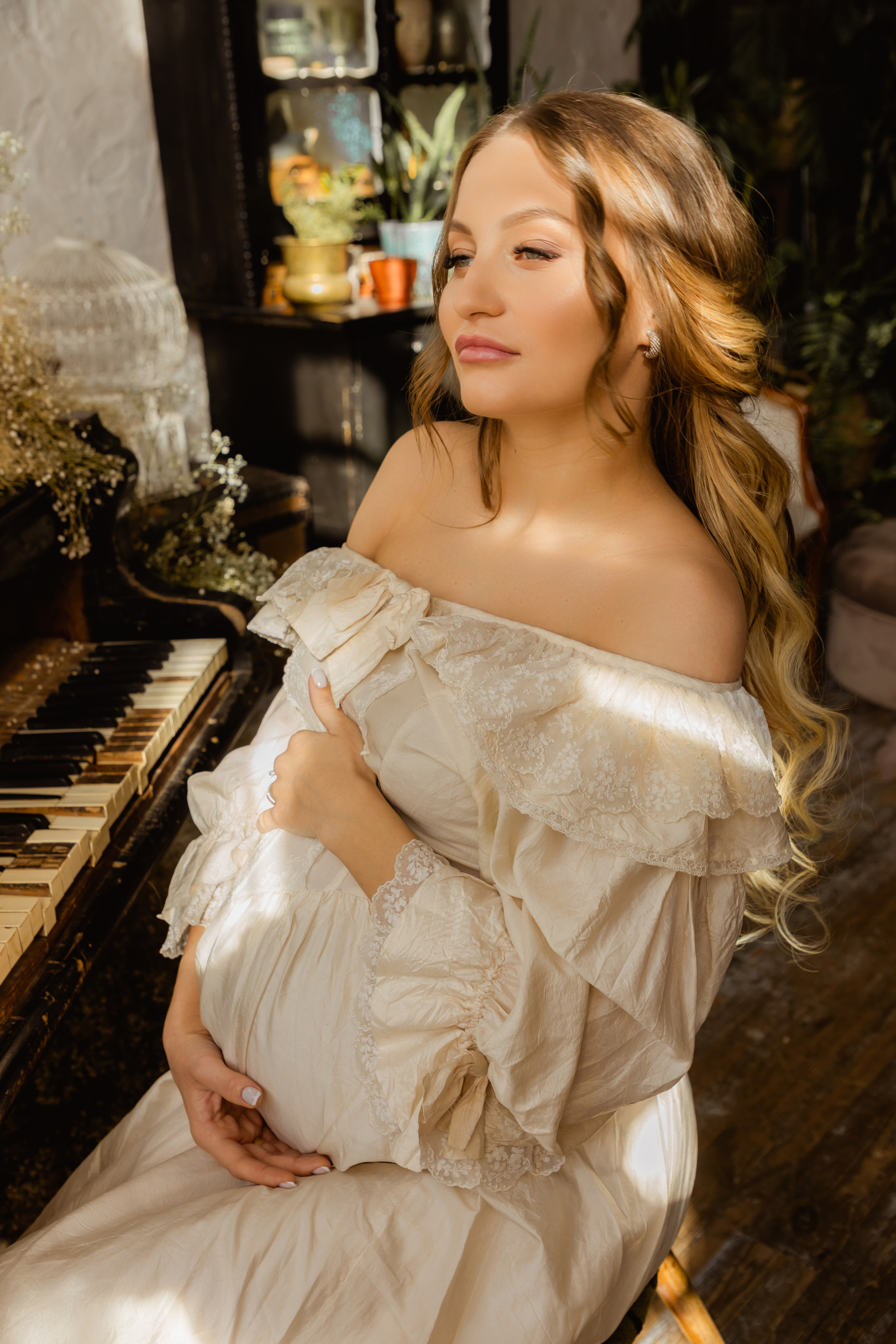 Діана — Фотосесія вагітності, фотостудія Lovely. Fotografka Roksana