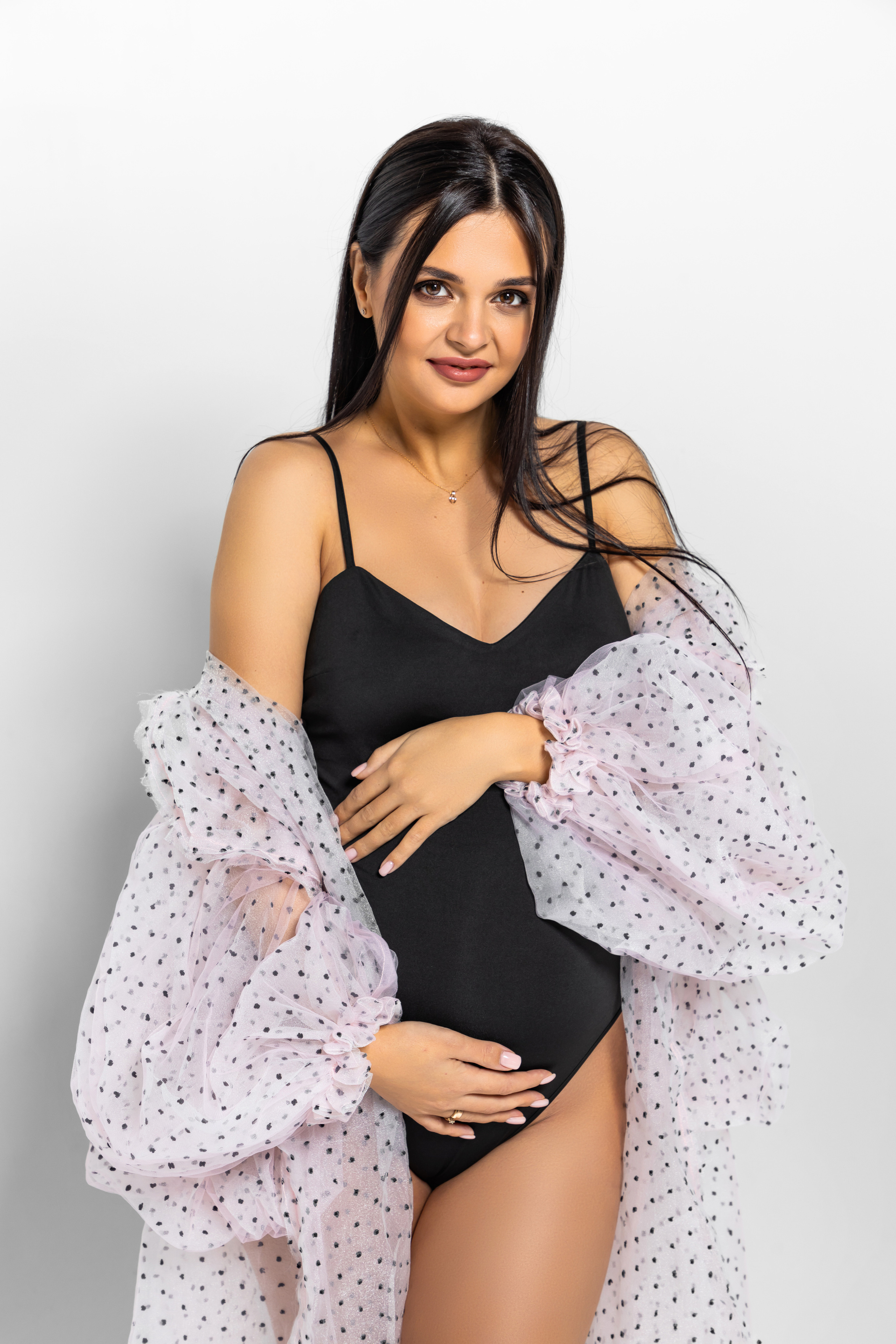 Фотосессия беременности Вероники. Стильный Фотограф Роксана Киев | Беременность, женский портрет