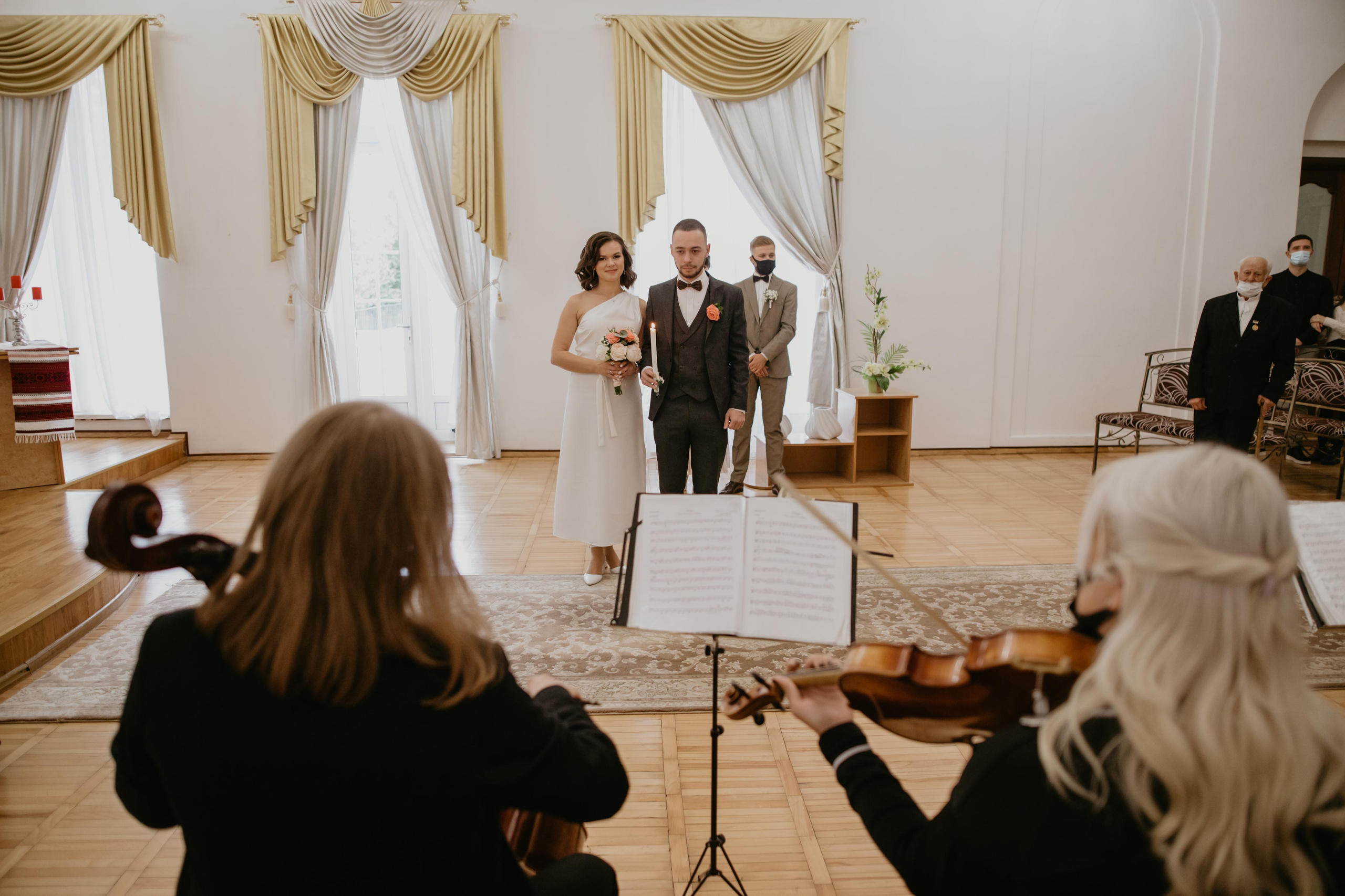 Розпис Уляна і Олег. Весільний фотограф у Львові Мирон Роксоляна