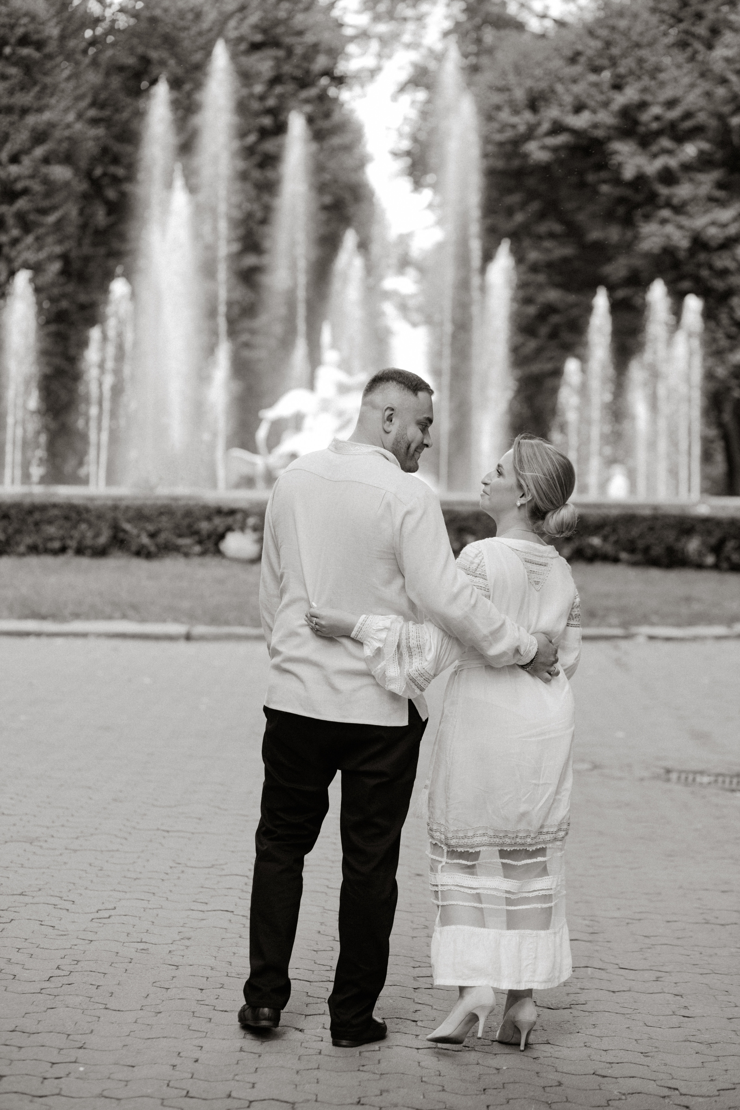 Розпис Марта і Сергій. Весільний фотограф у Львові Мирон Роксоляна