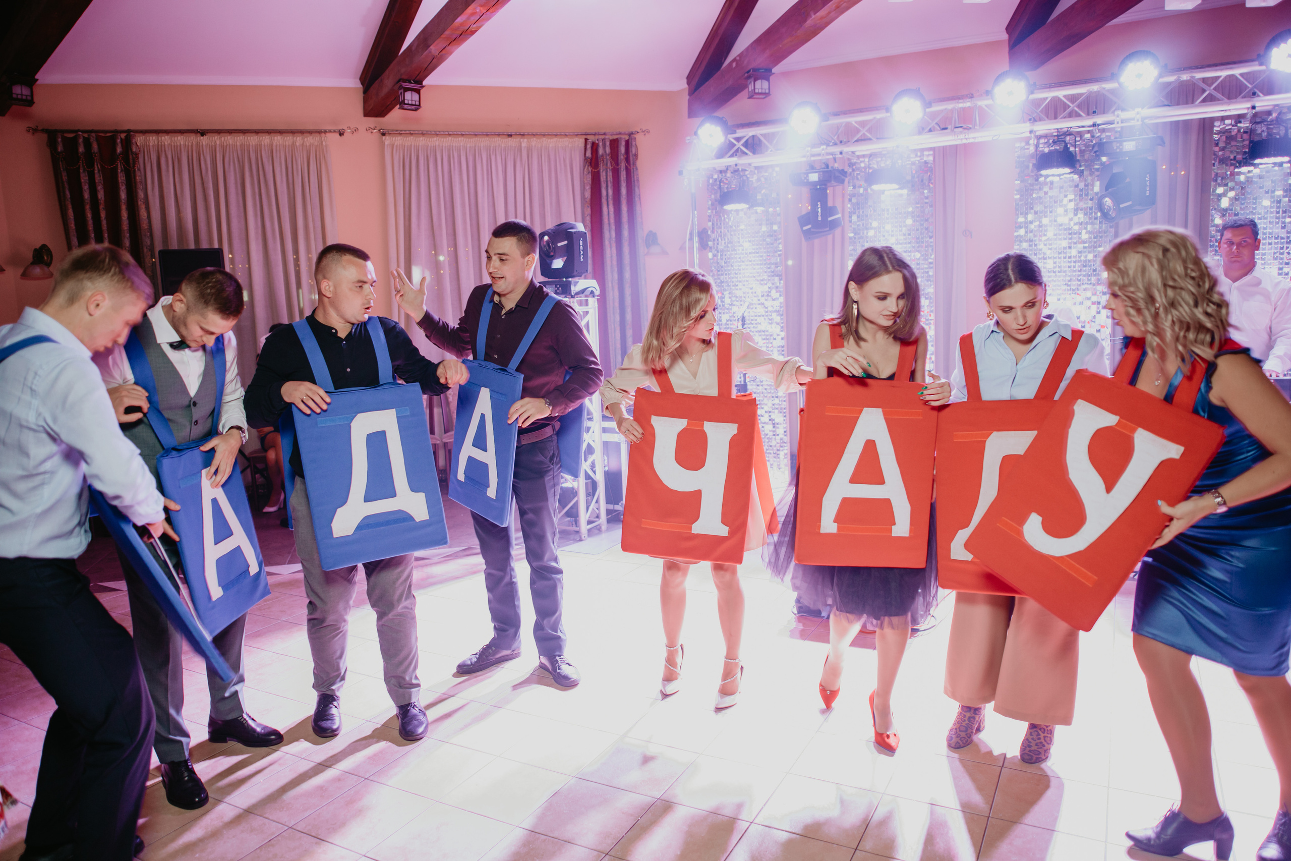 Весільний день Маряни та Володі. Весільний фотограф у Львові Мирон Роксоляна