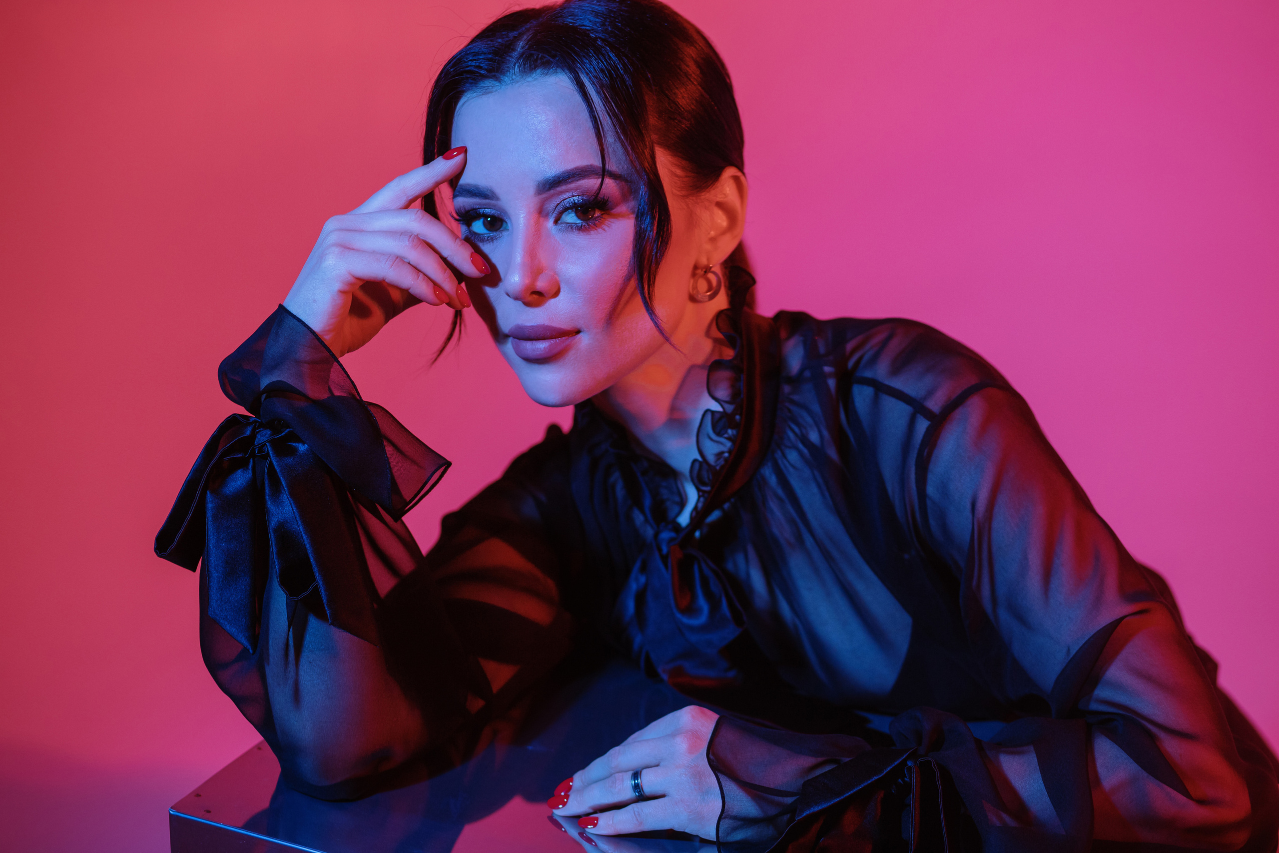 Творча зйомка Маряни у студії. Весільний фотограф у Львові Мирон Роксоляна