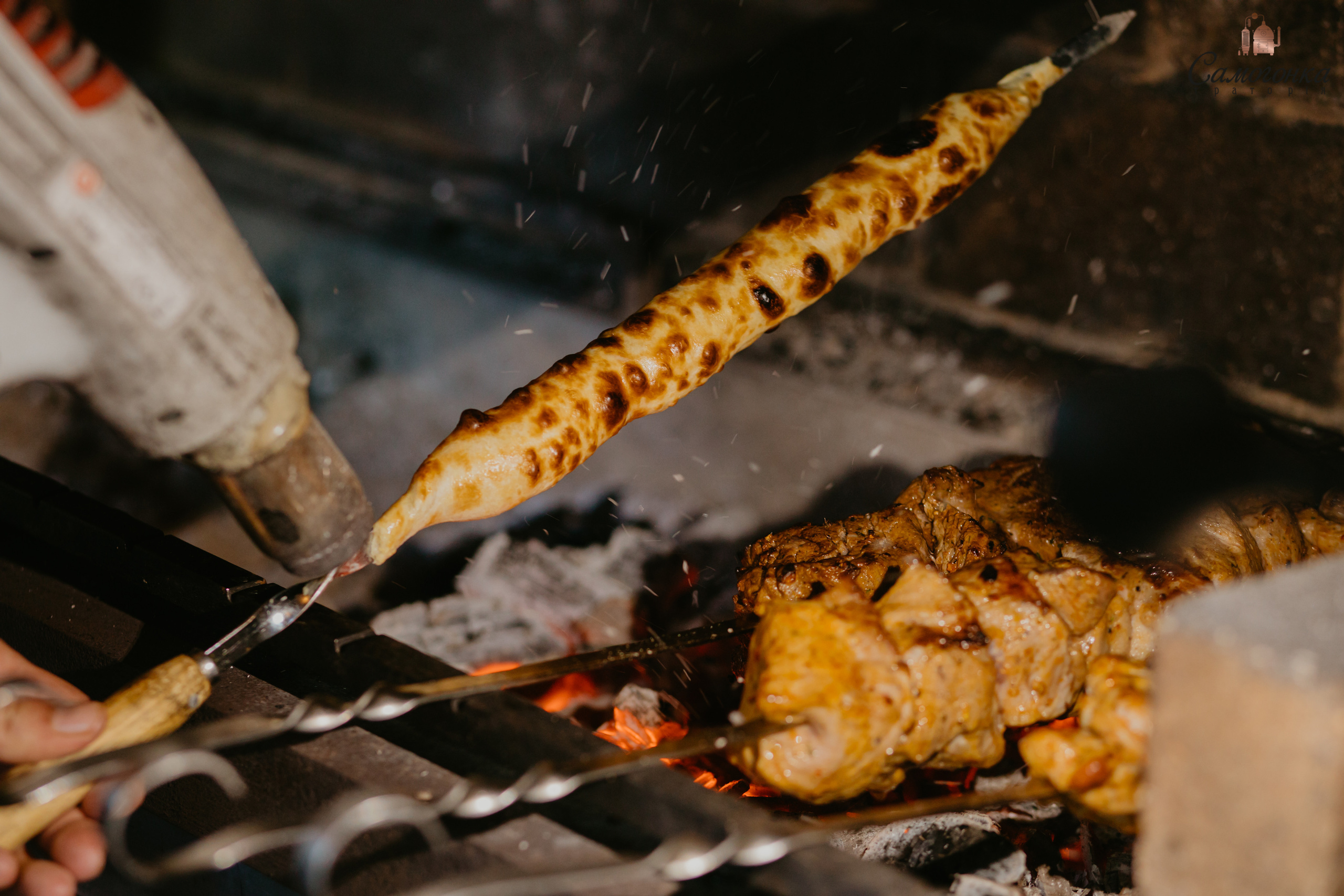 Репортаж із фестивалю самогонки. Весільний фотограф у Львові Мирон Роксоляна