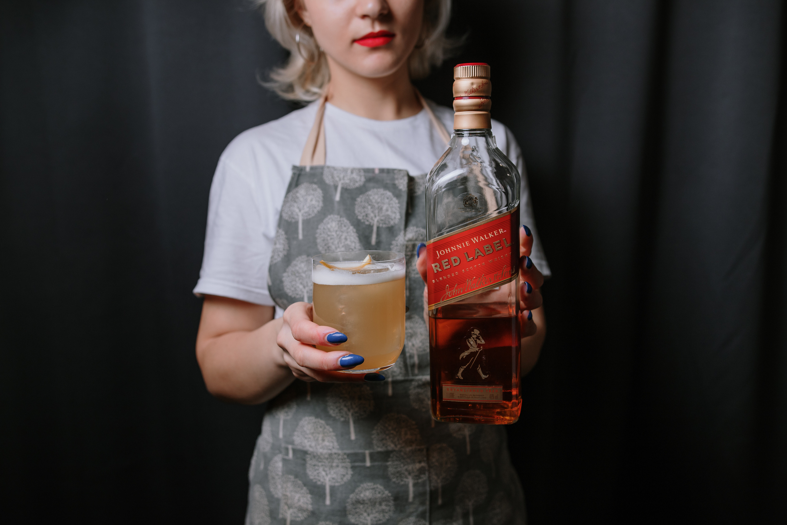 Бармен зйомка №1. Весільний фотограф у Львові Мирон Роксоляна