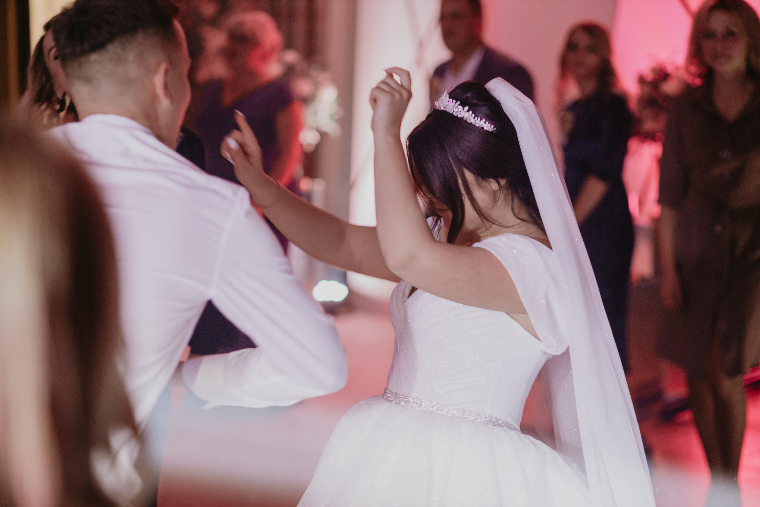 Весільний день Маряни та Володі. Весільний фотограф у Львові Мирон Роксоляна