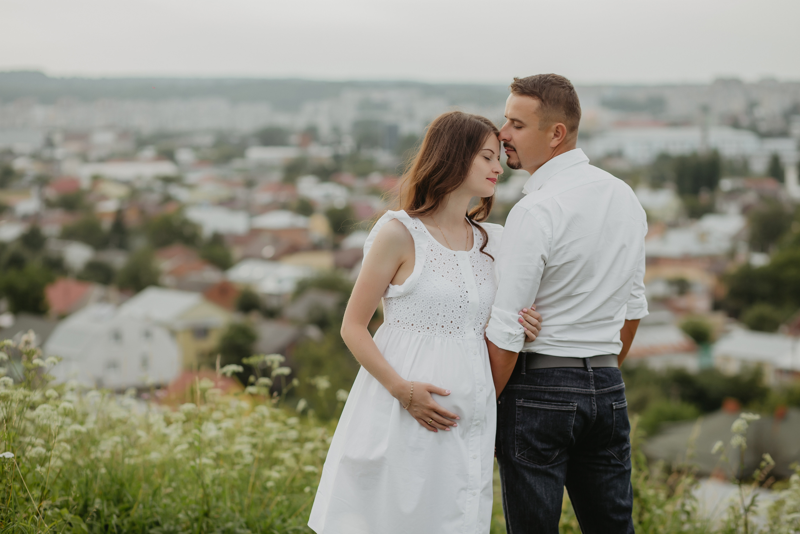 Зйомка вагітності на горі. Весільний фотограф у Львові Мирон Роксоляна