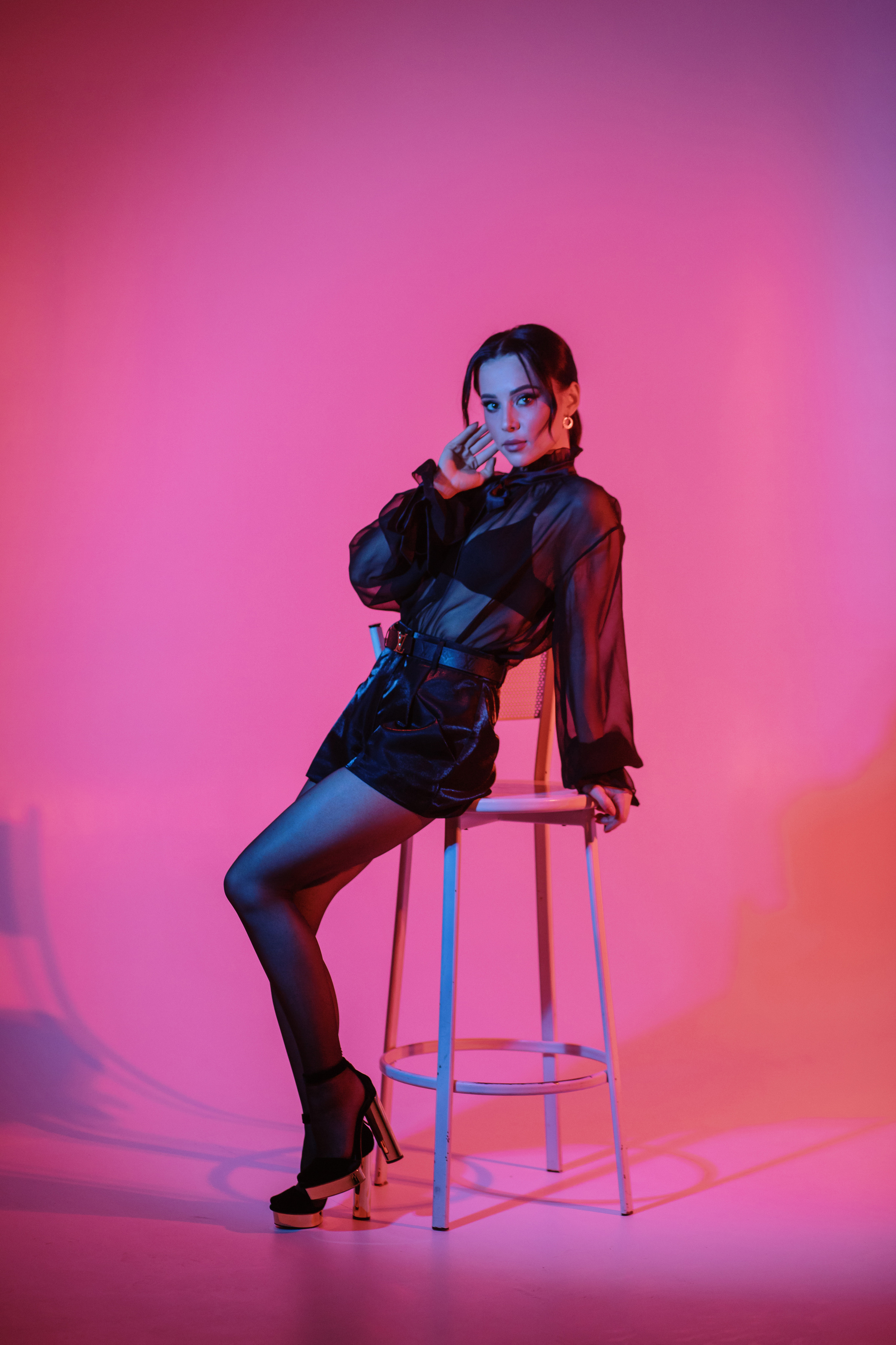 Творча зйомка Маряни у студії. Весільний фотограф у Львові Мирон Роксоляна