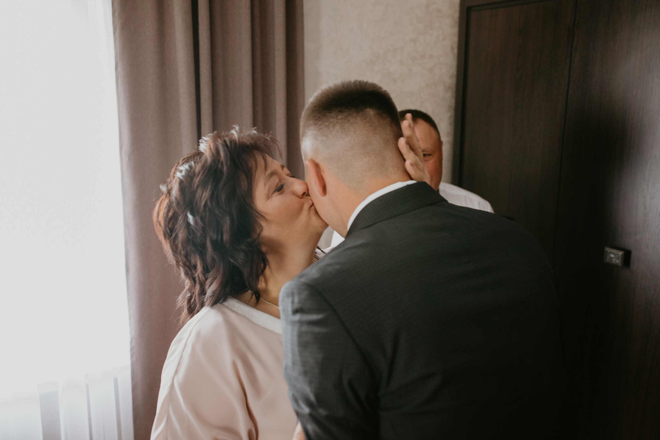 Весільний день Катерини та Володимира. Весільний фотограф у Львові Мирон Роксоляна