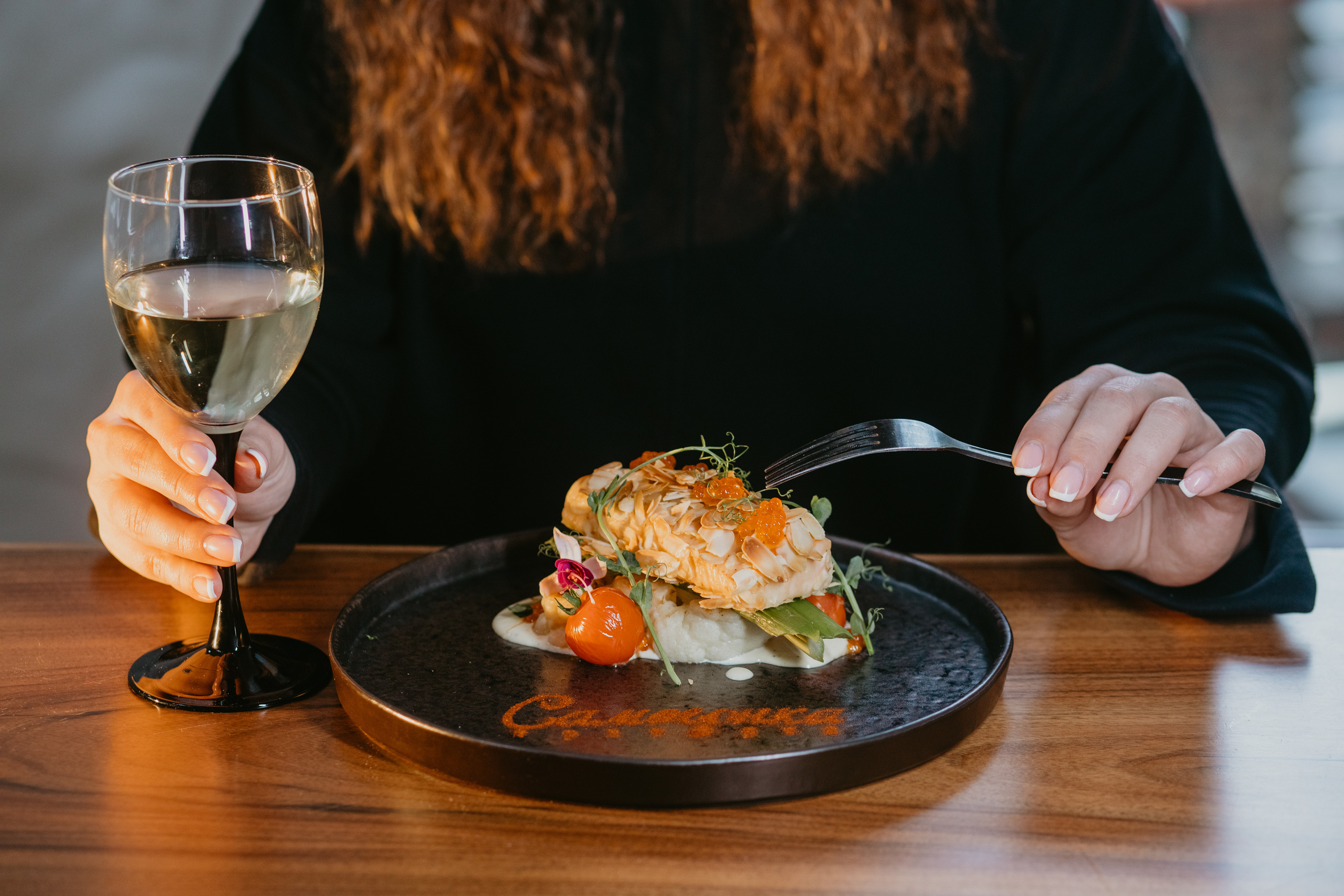 Зйомка меню для ресторану. Весільний фотограф у Львові Мирон Роксоляна