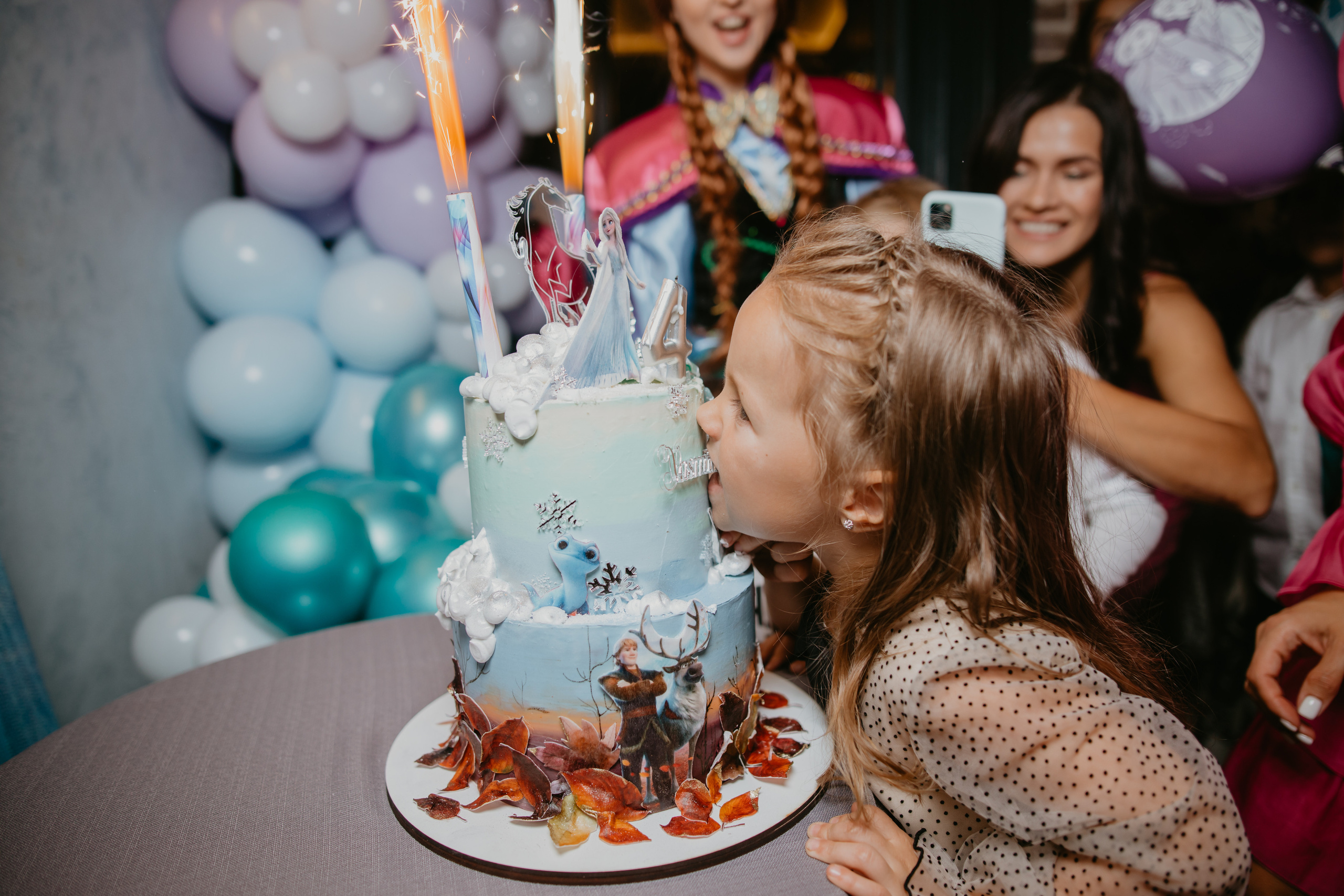 День народження Ясмінки. Весільний фотограф у Львові Мирон Роксоляна